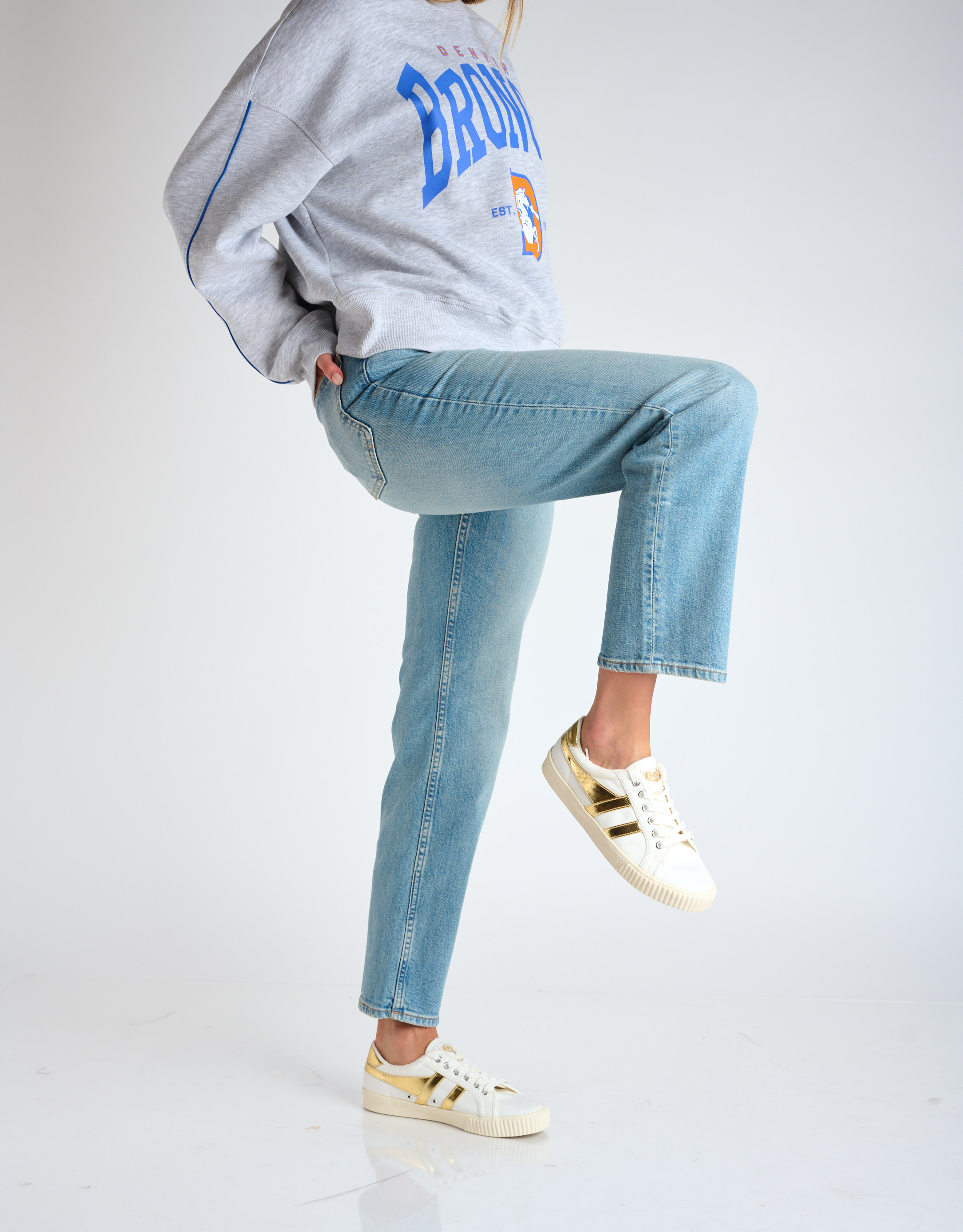 נעלי נשים - Gola - סניקרס TENNIS MARK COX - לבן   זהב3