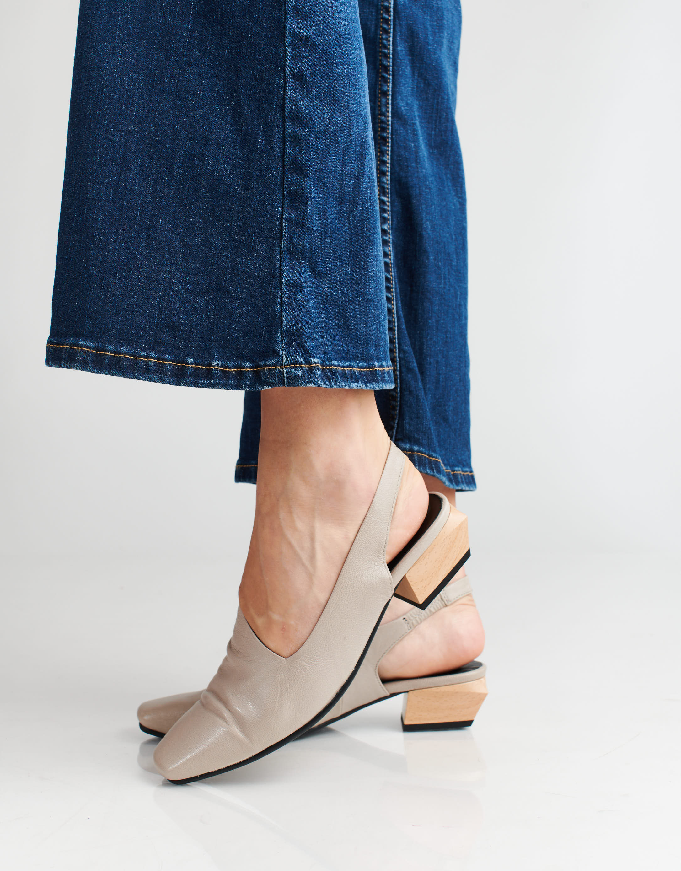 נעלי נשים - Yuko Imanishi - נעלי סירה KAREN - אפור1