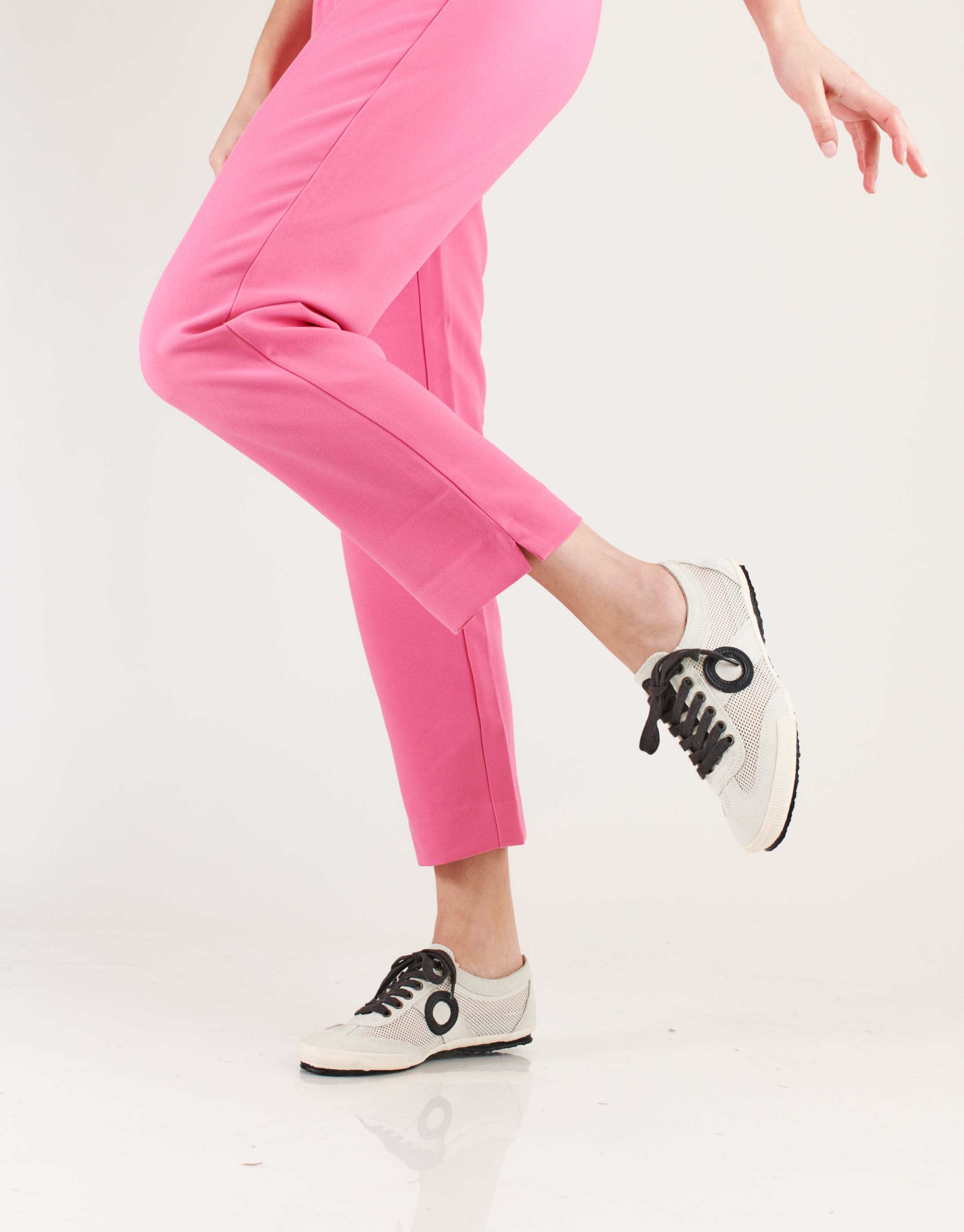 נעלי נשים - Aro - סניקרס JOANETA - אופוויט3