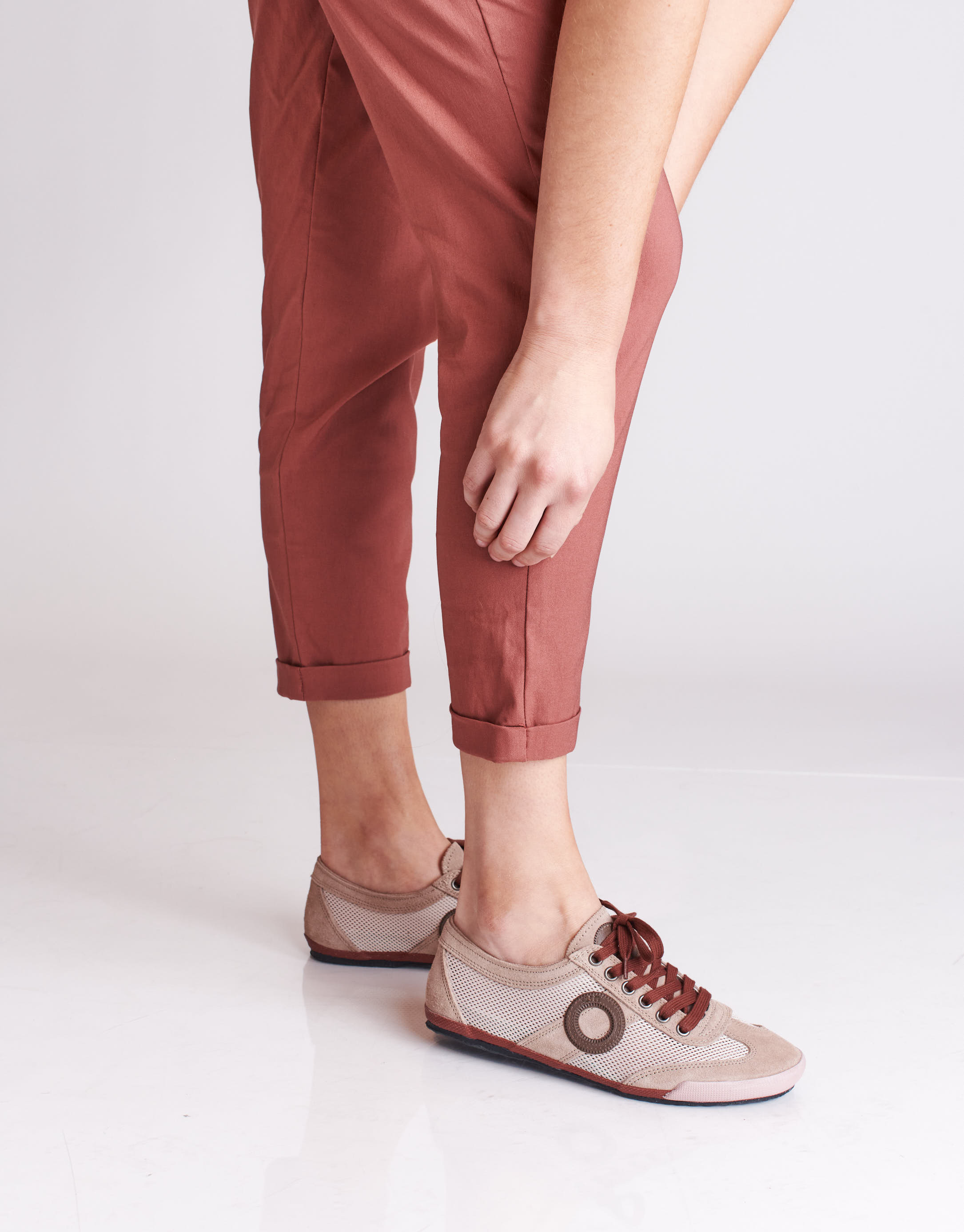 נעלי נשים - Aro - סניקרס JOANETA - בז'   חום4