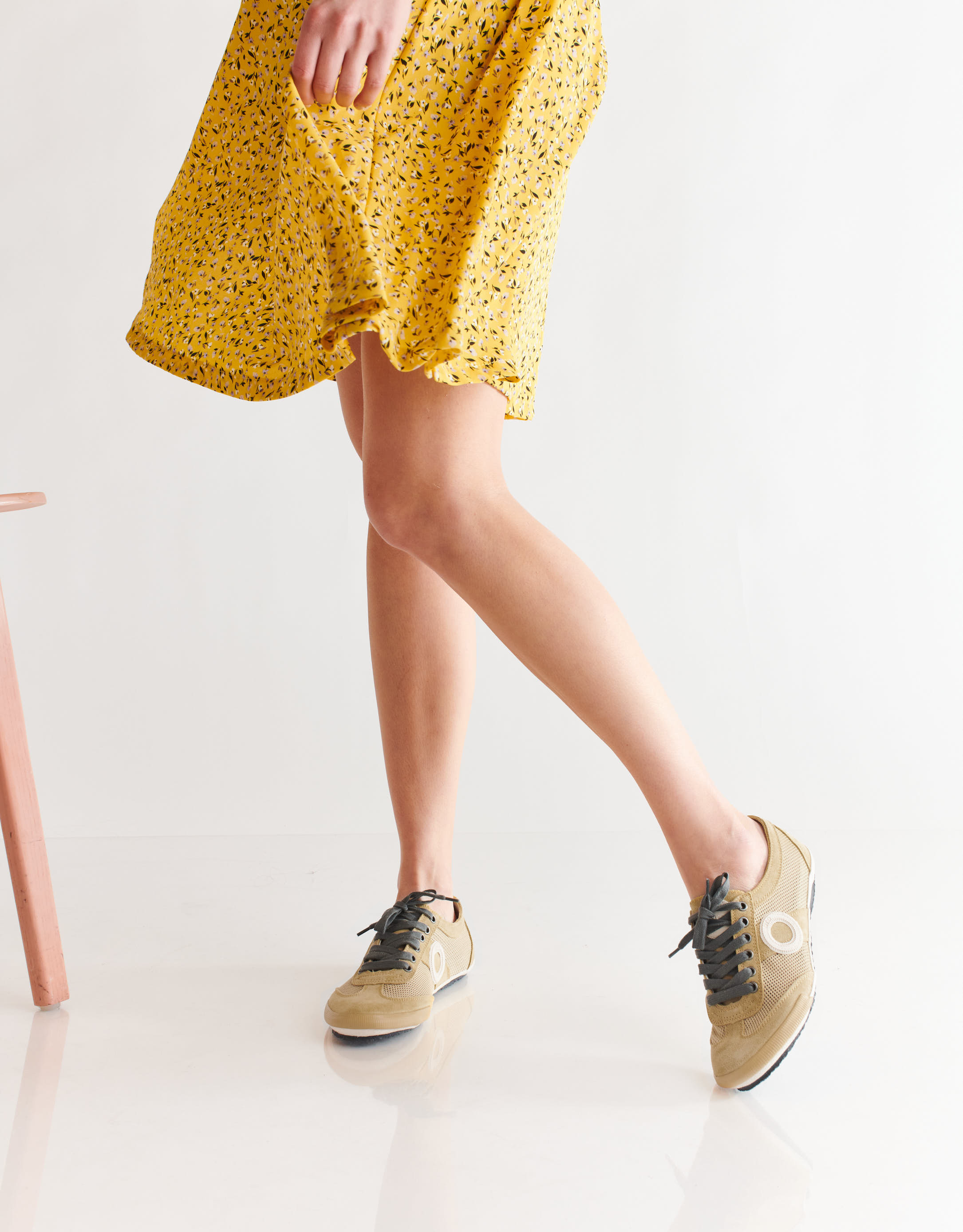 נעלי נשים - Aro - סניקרס JOANETA - חול2