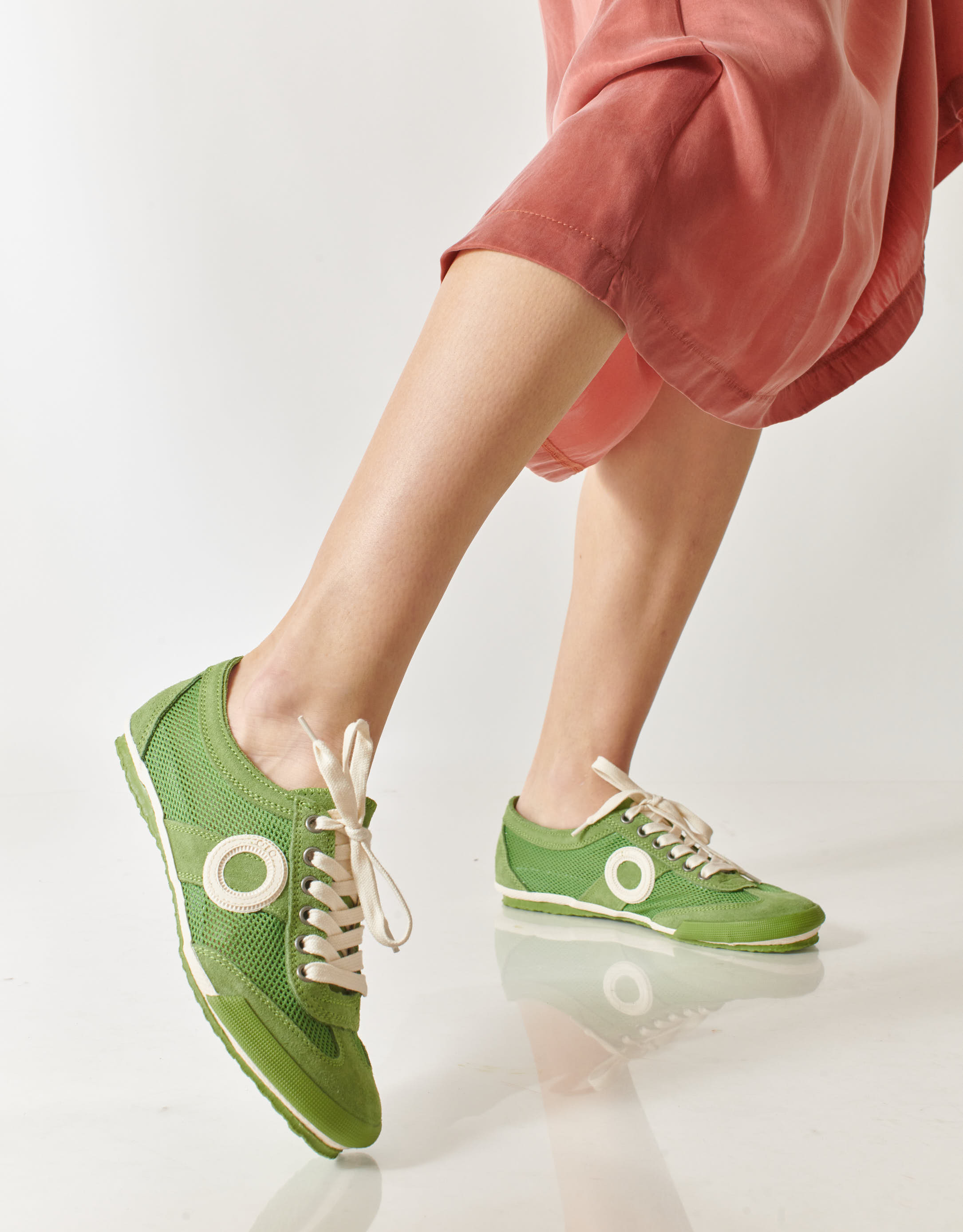 נעלי נשים - Aro - סניקרס JOANETA - ירוק   לבן2