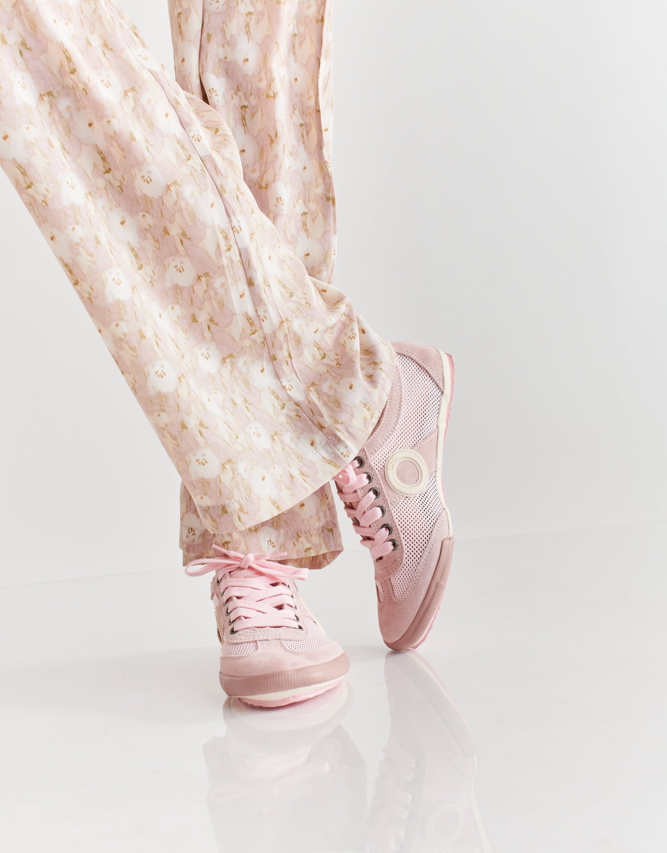 נעלי נשים - Aro - סניקרס JOANETA - ורוד בהיר2