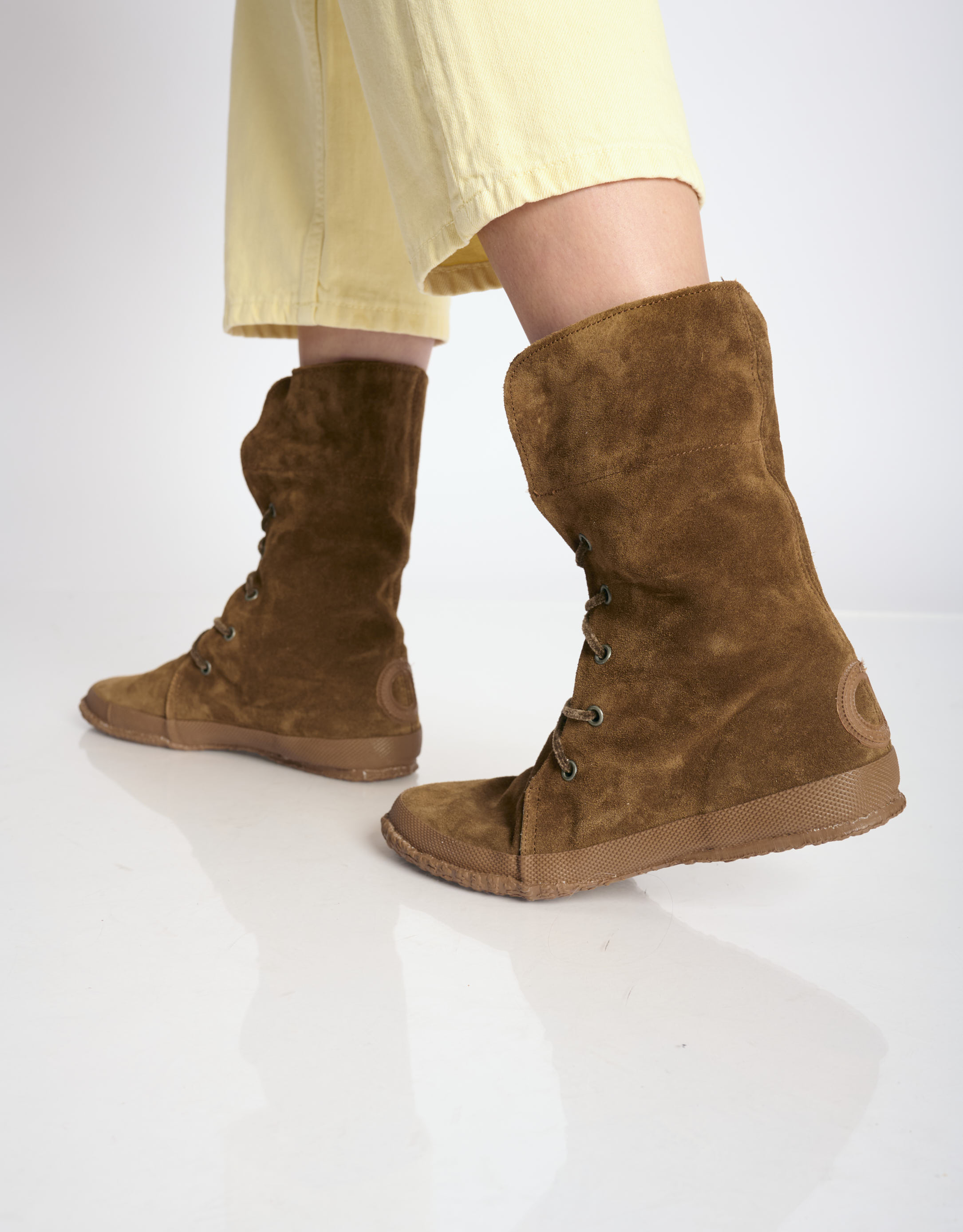 נעלי נשים - Aro - מגפי זמש WILLY - קאמל4