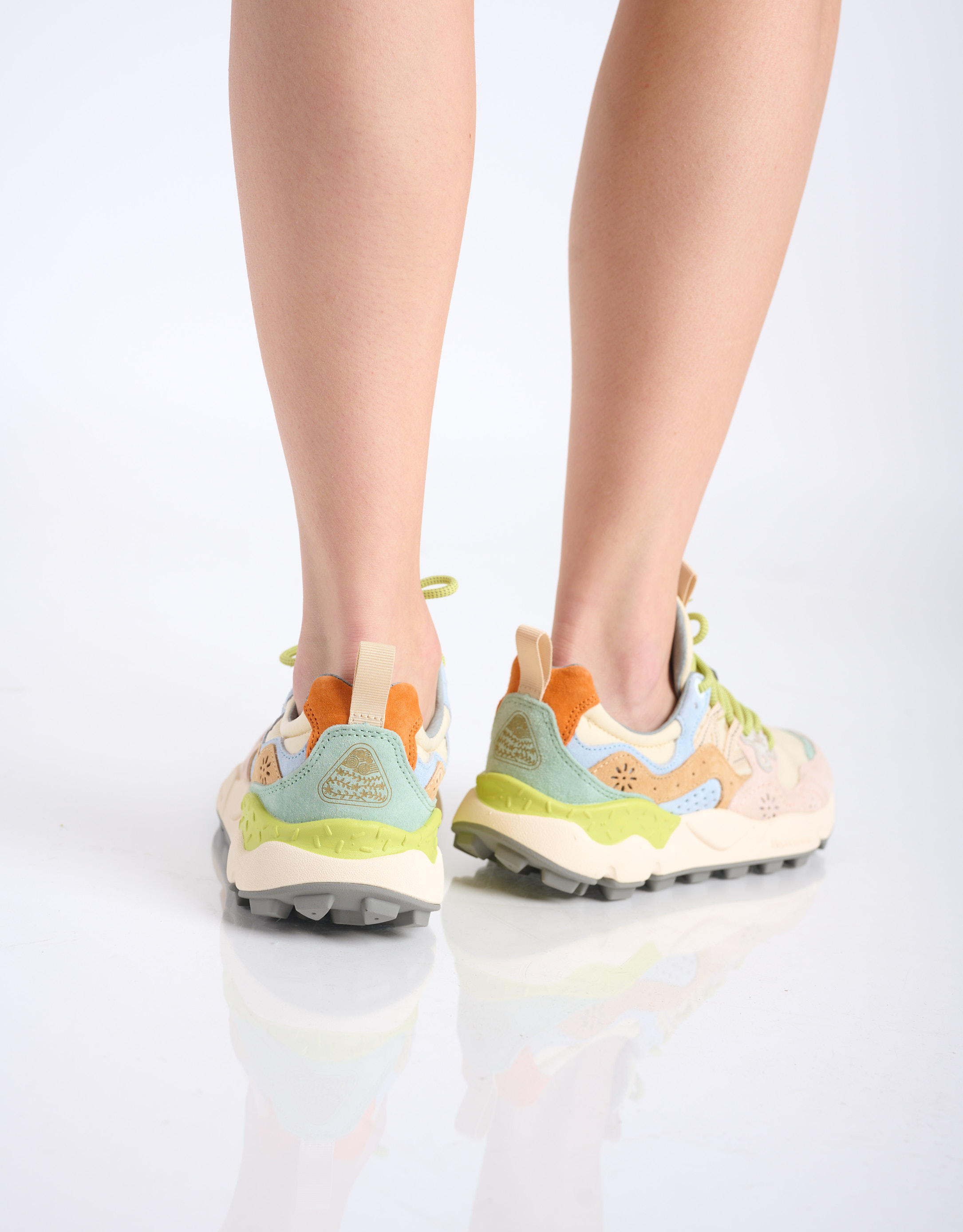 נעלי נשים - Flower Mountain - סניקרס YAMANO צבעוניות - ורוד  בז'4