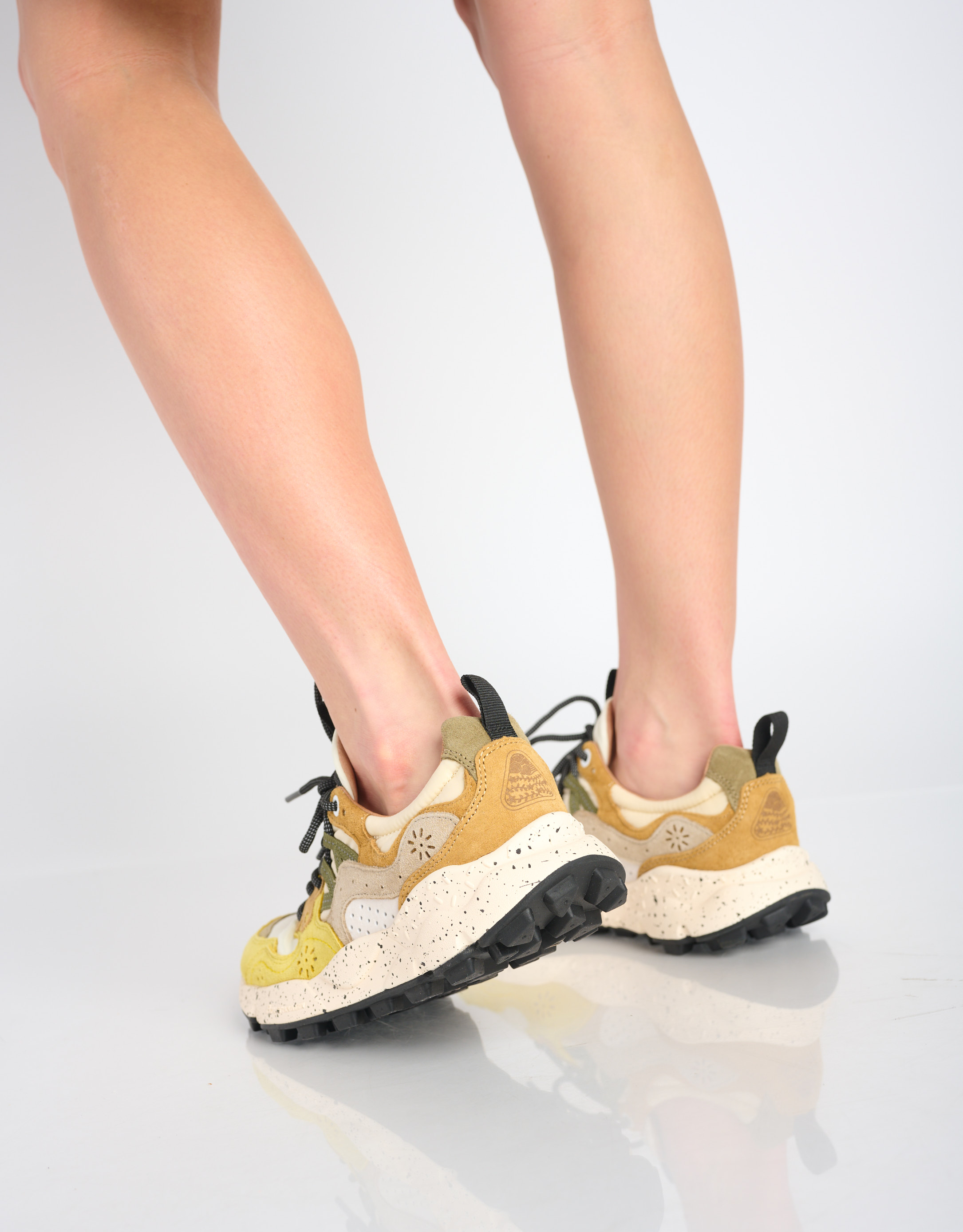 נעלי נשים - Flower Mountain - סניקרס YAMANO צבעוניות - צהוב   חום4