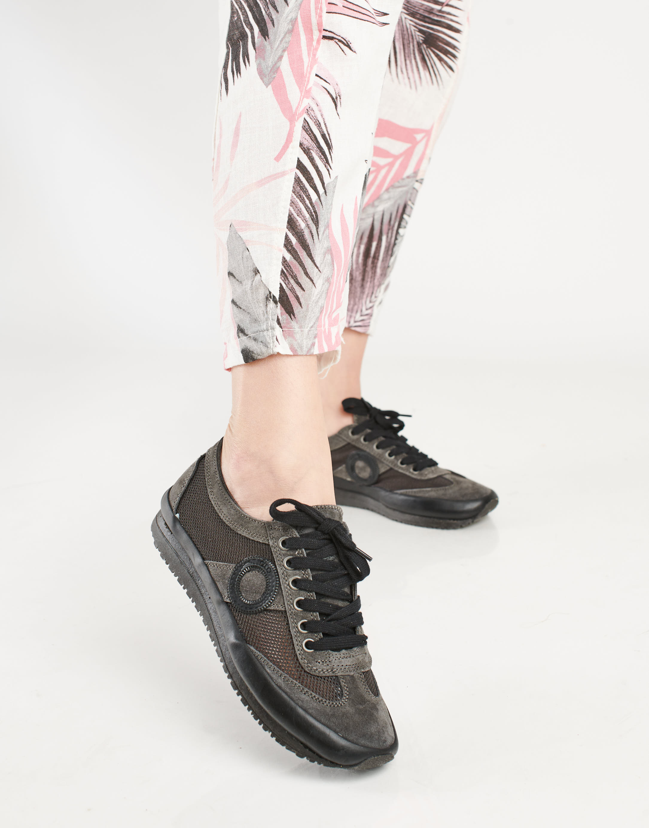 נעלי נשים - Aro - סניקרס JOANETA PLUS - שחור1