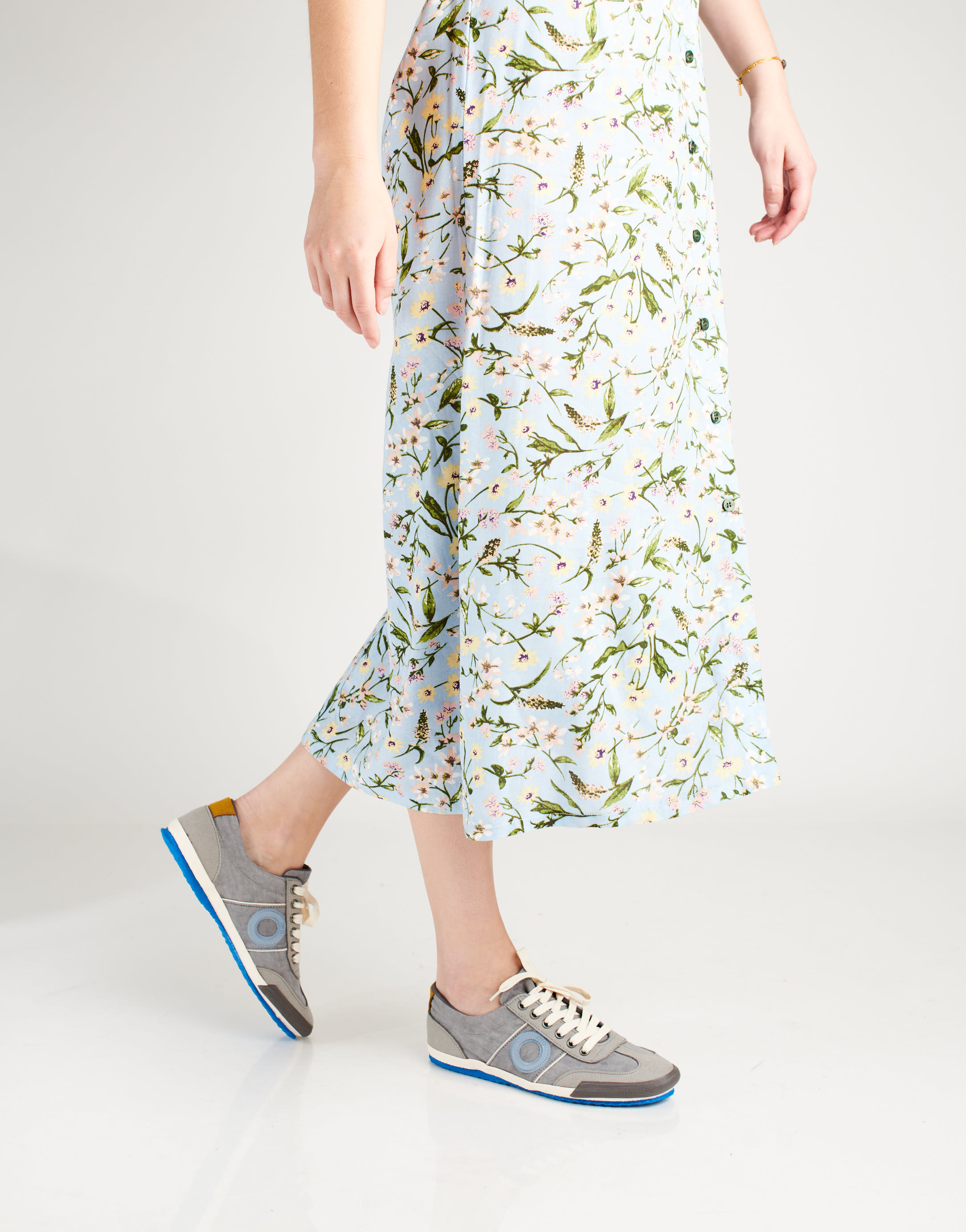 נעלי נשים - Aro - סניקרס בד MAY - אפור2