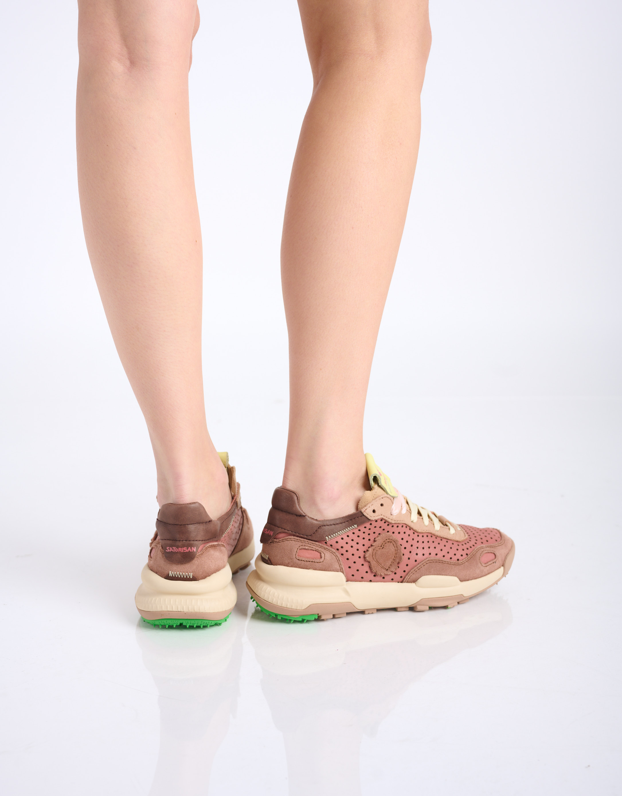 נעלי נשים - Satorisan - סניקרס מחוררות CHACRONA - ורוד עתיק2