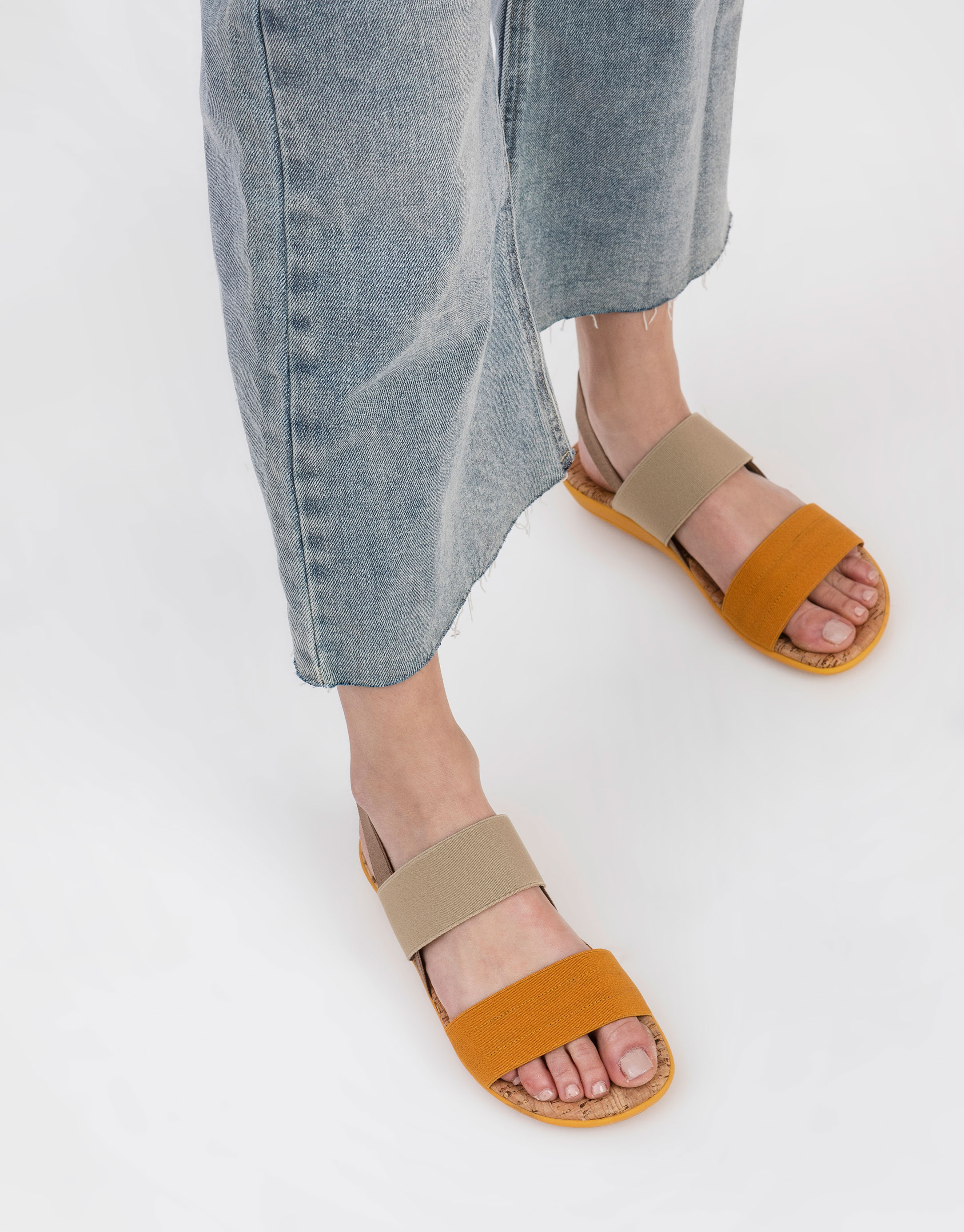 נעלי נשים - NR Rapisardi - סנדלי גומיות משולבים CRUS - צהוב   חום2