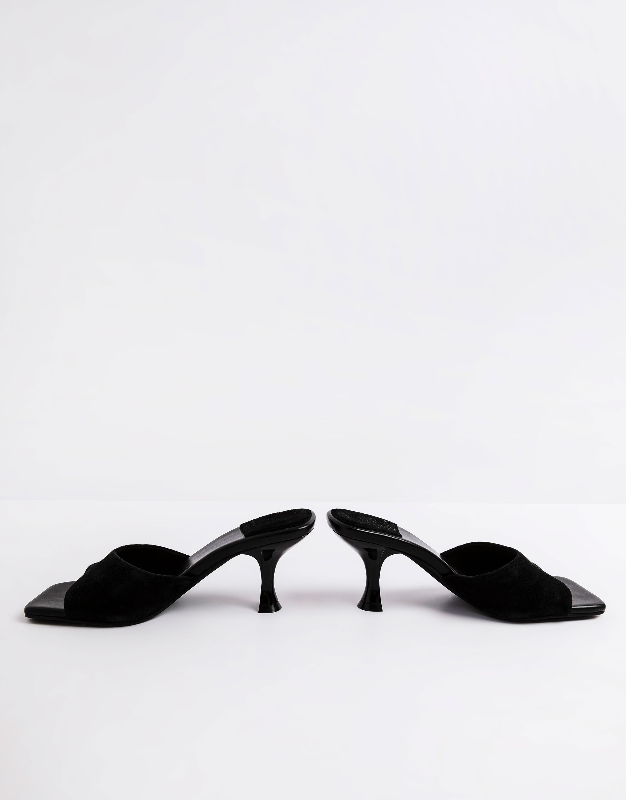 נעלי נשים - Jeffrey Campbell - כפכפי זמש עם עקב MR  BIG - שחור2