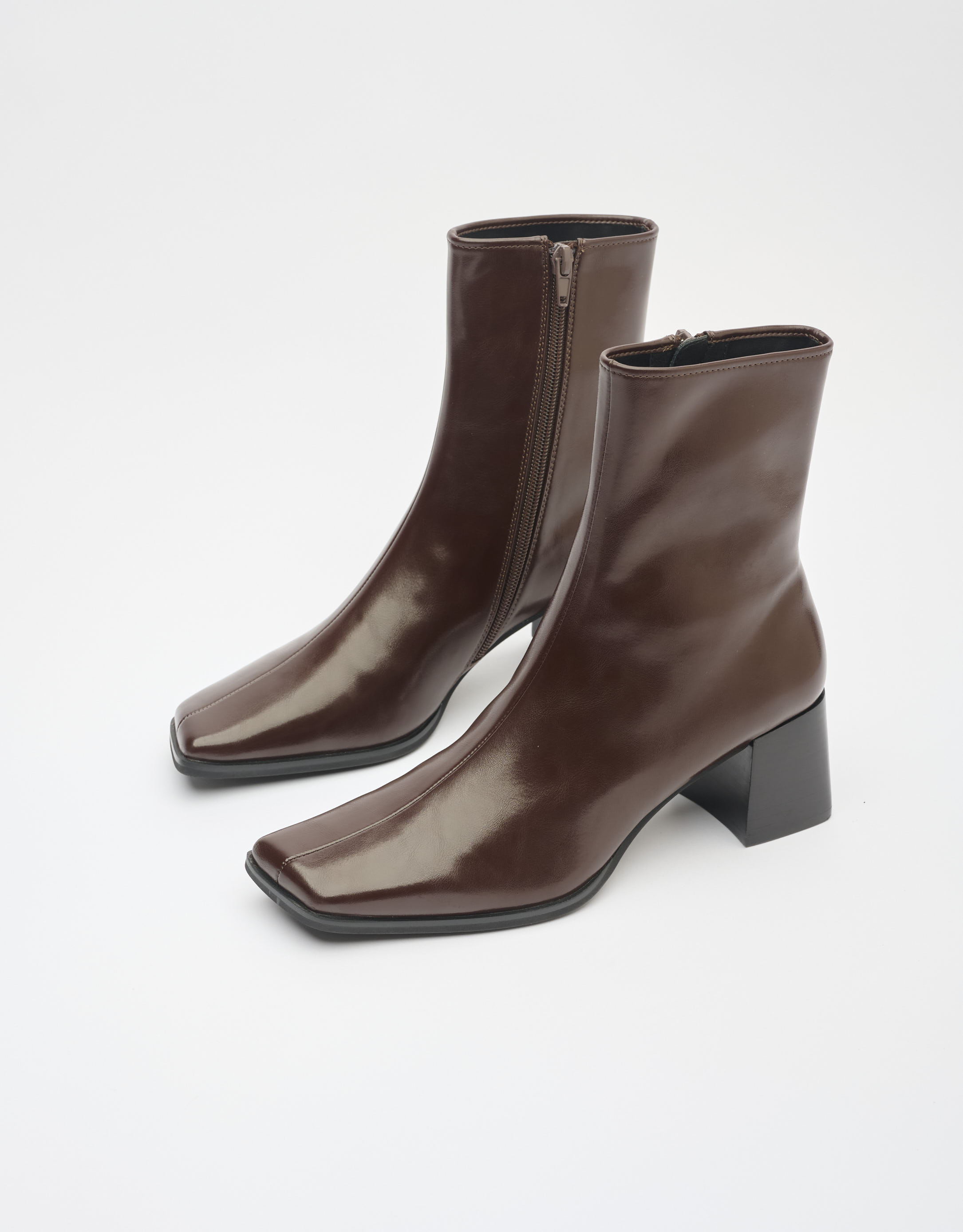 נעלי נשים - Jeffrey Campbell - מגפונים SLIQUE - חום2