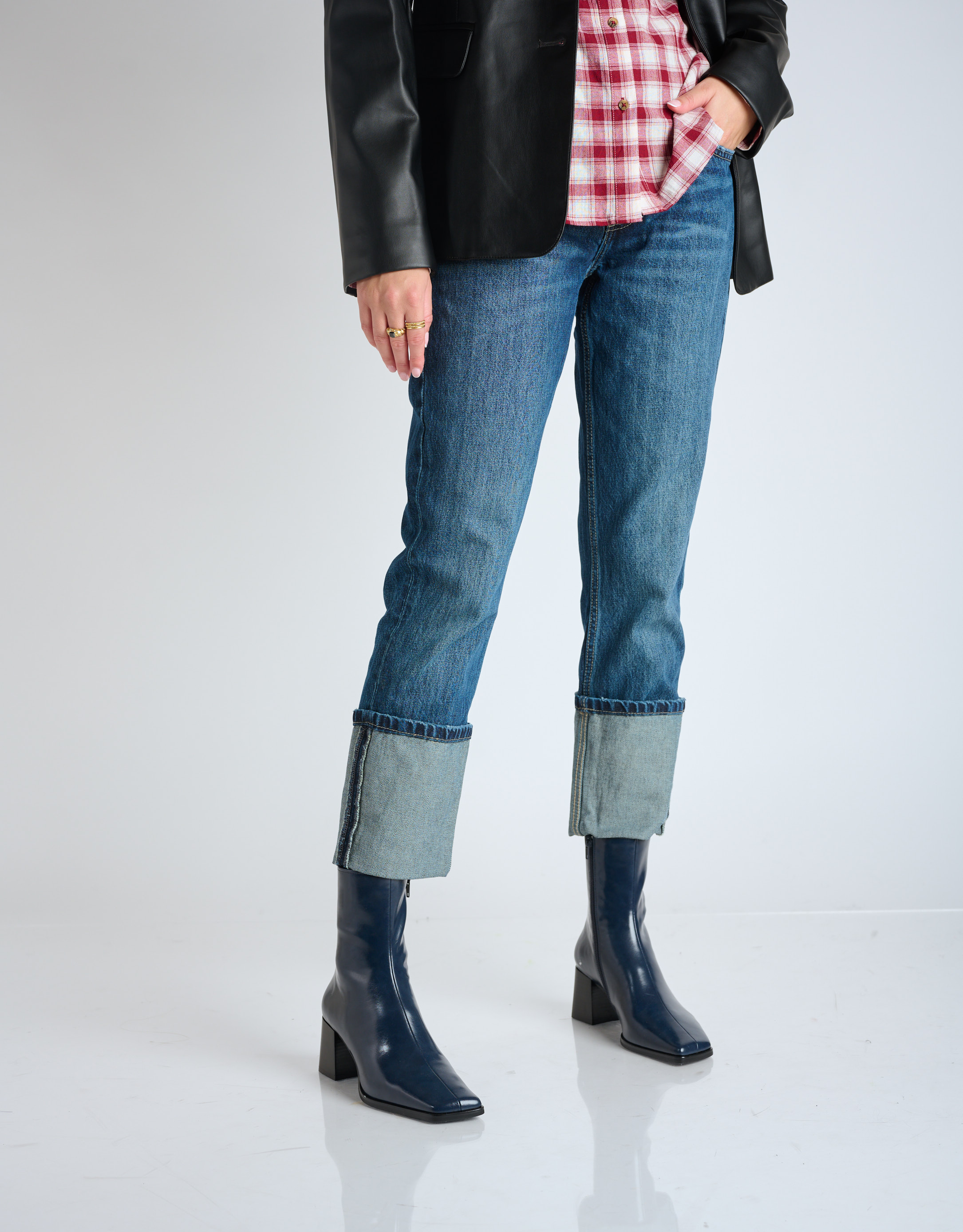 נעלי נשים - Jeffrey Campbell - מגפונים SLIQUE - כחול3