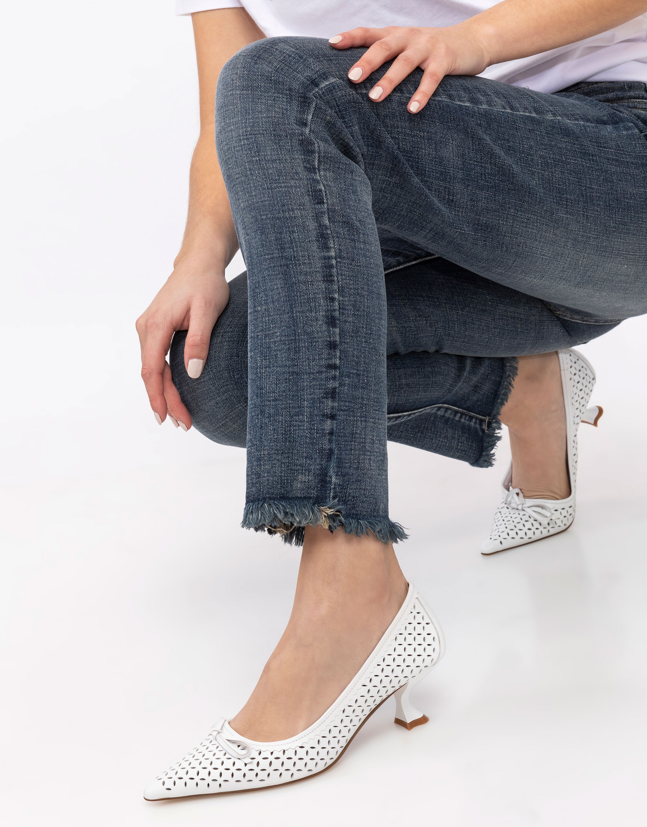 נעלי נשים - Jeffrey Campbell - נעלי סירה עם עקבים FAYRE - לבן1