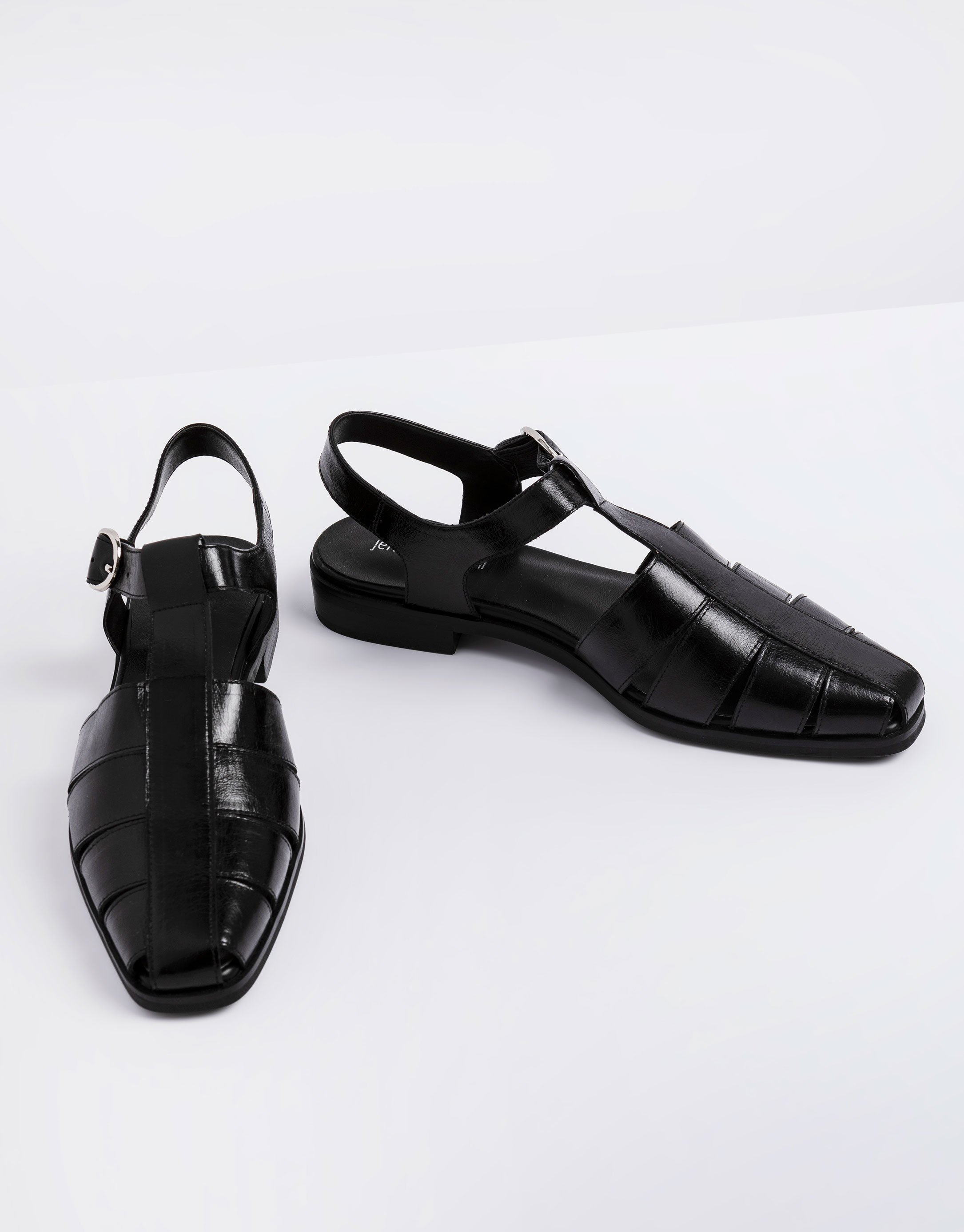 נעלי נשים - Jeffrey Campbell - סנדלי עור שטוחים LANDEN - שחור2