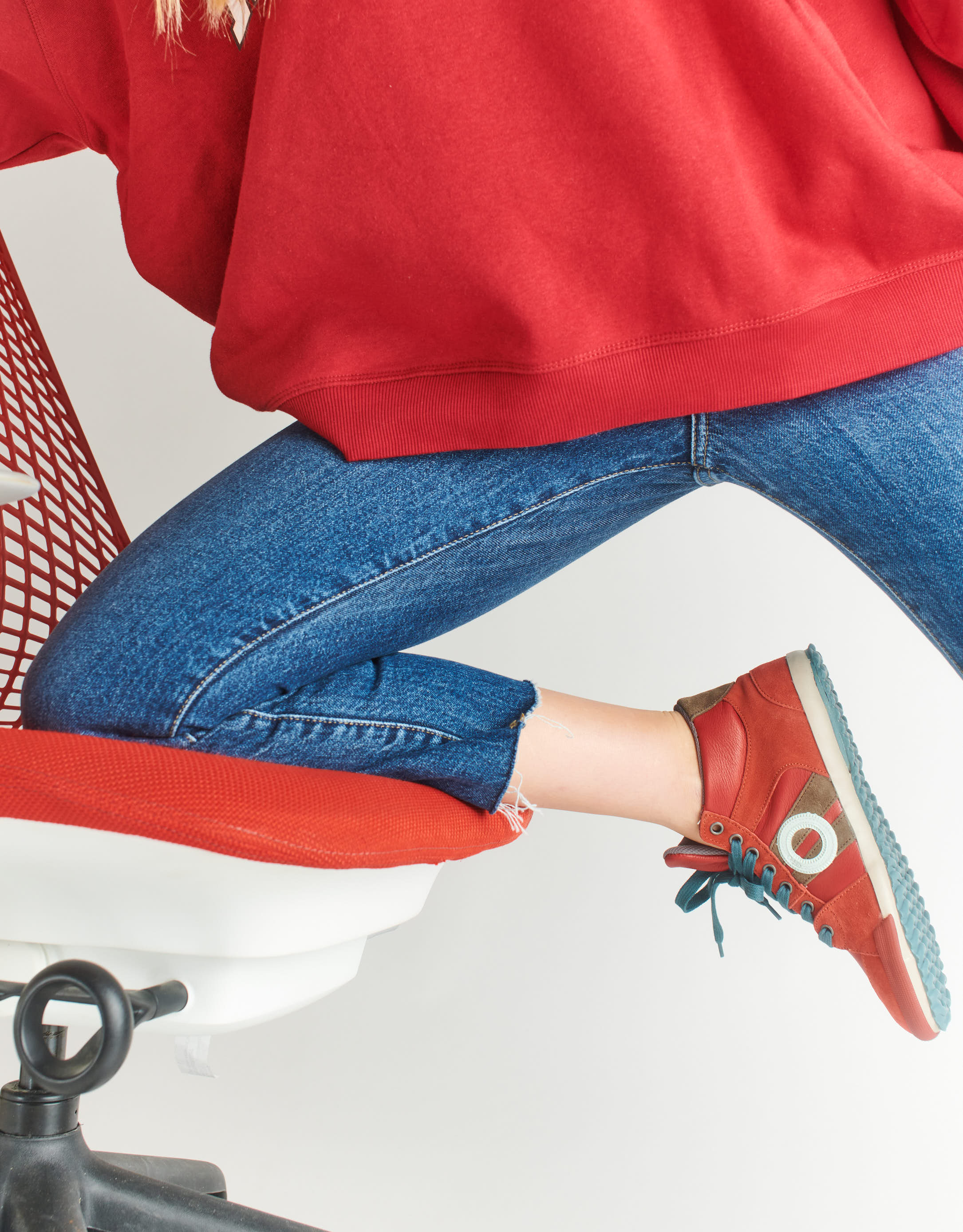 נעלי נשים - Aro - סניקרס גבוהות מעור IDO - אדום2