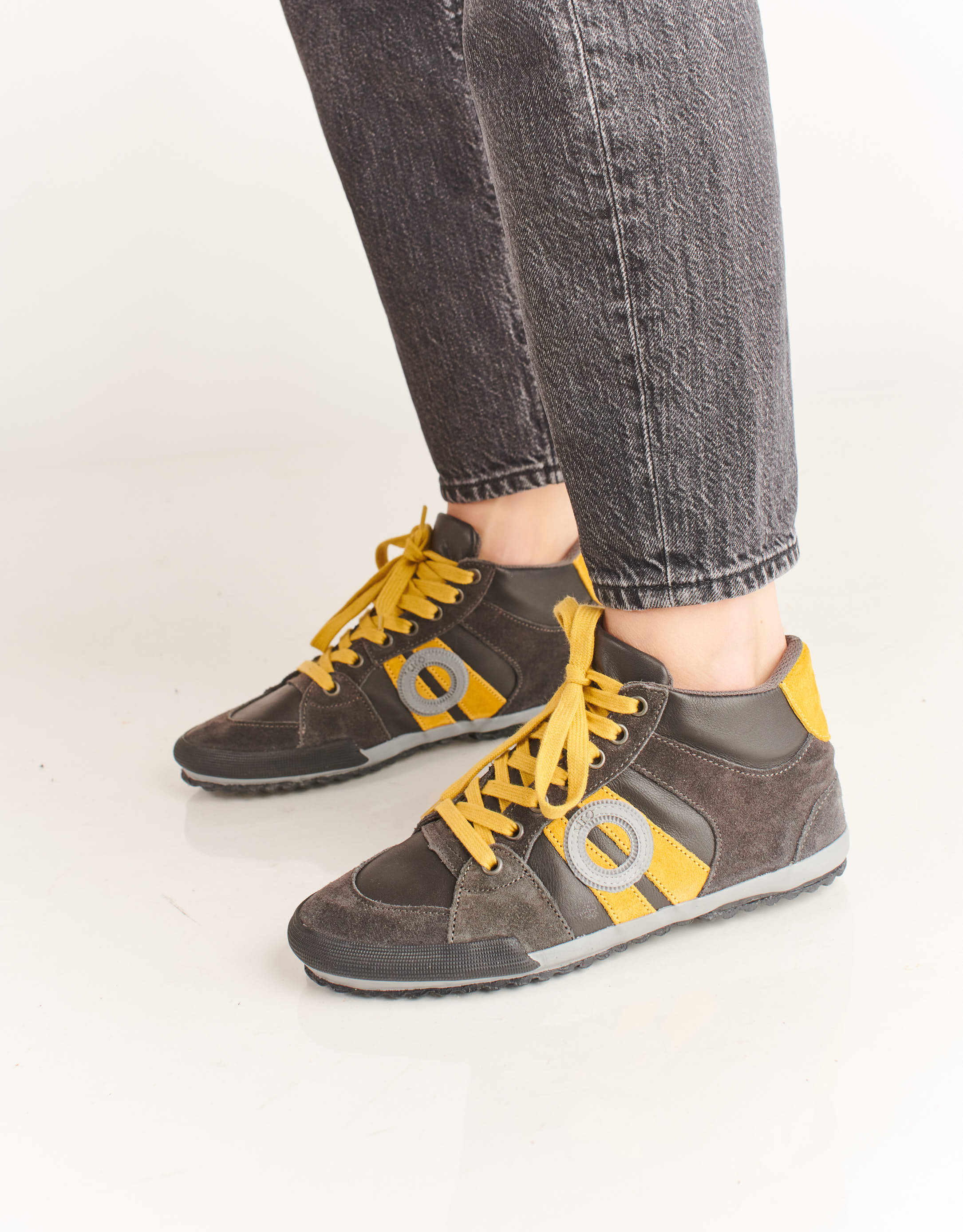 נעלי נשים - Aro - סניקרס גבוהות מעור IDO - אפור   כתום2