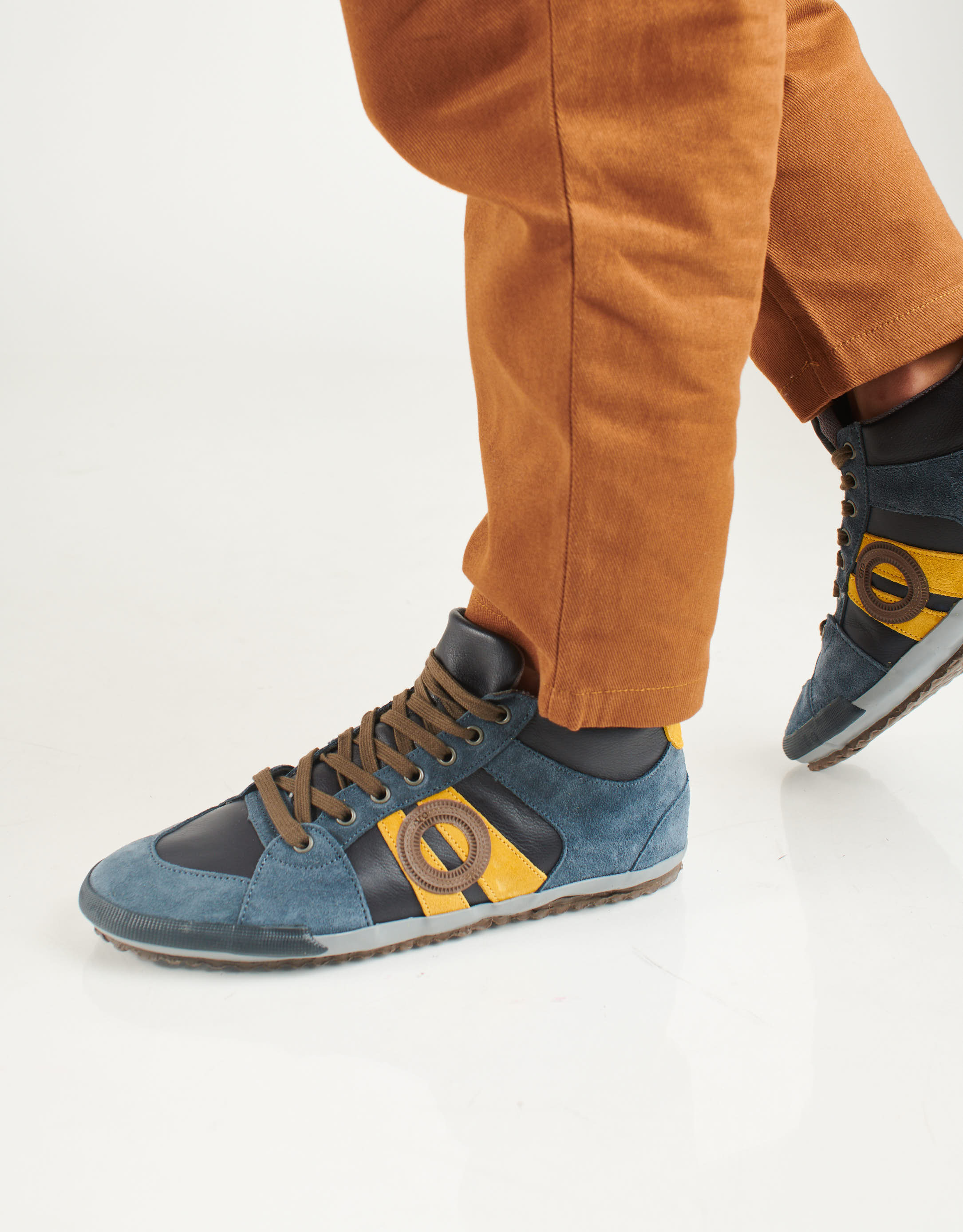 נעלי גברים - Aro - סניקרס גבוהות מעור IDO - כחול   כתום2