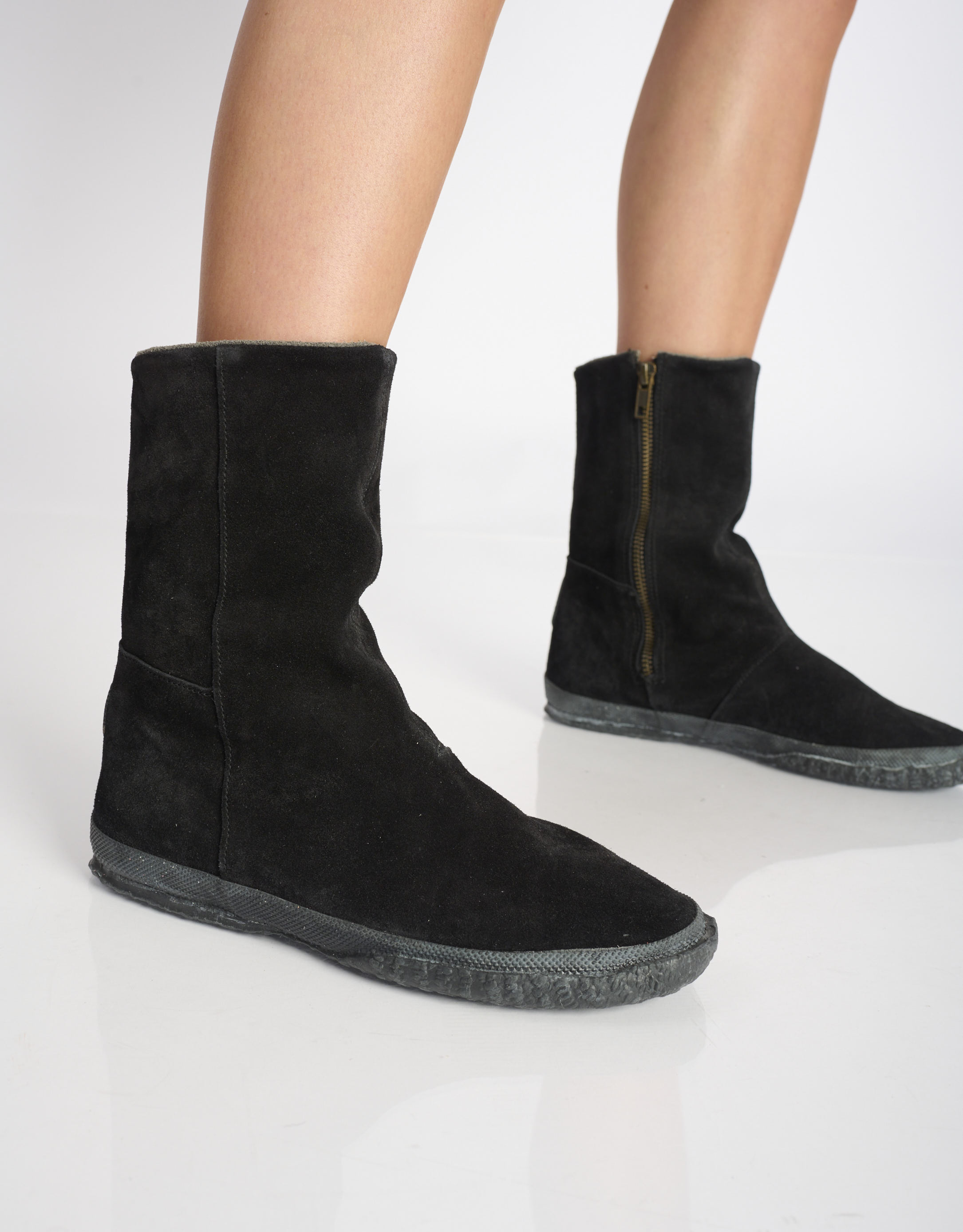 נעלי נשים - Aro - מגפיים מזמש WILLY - שחור2