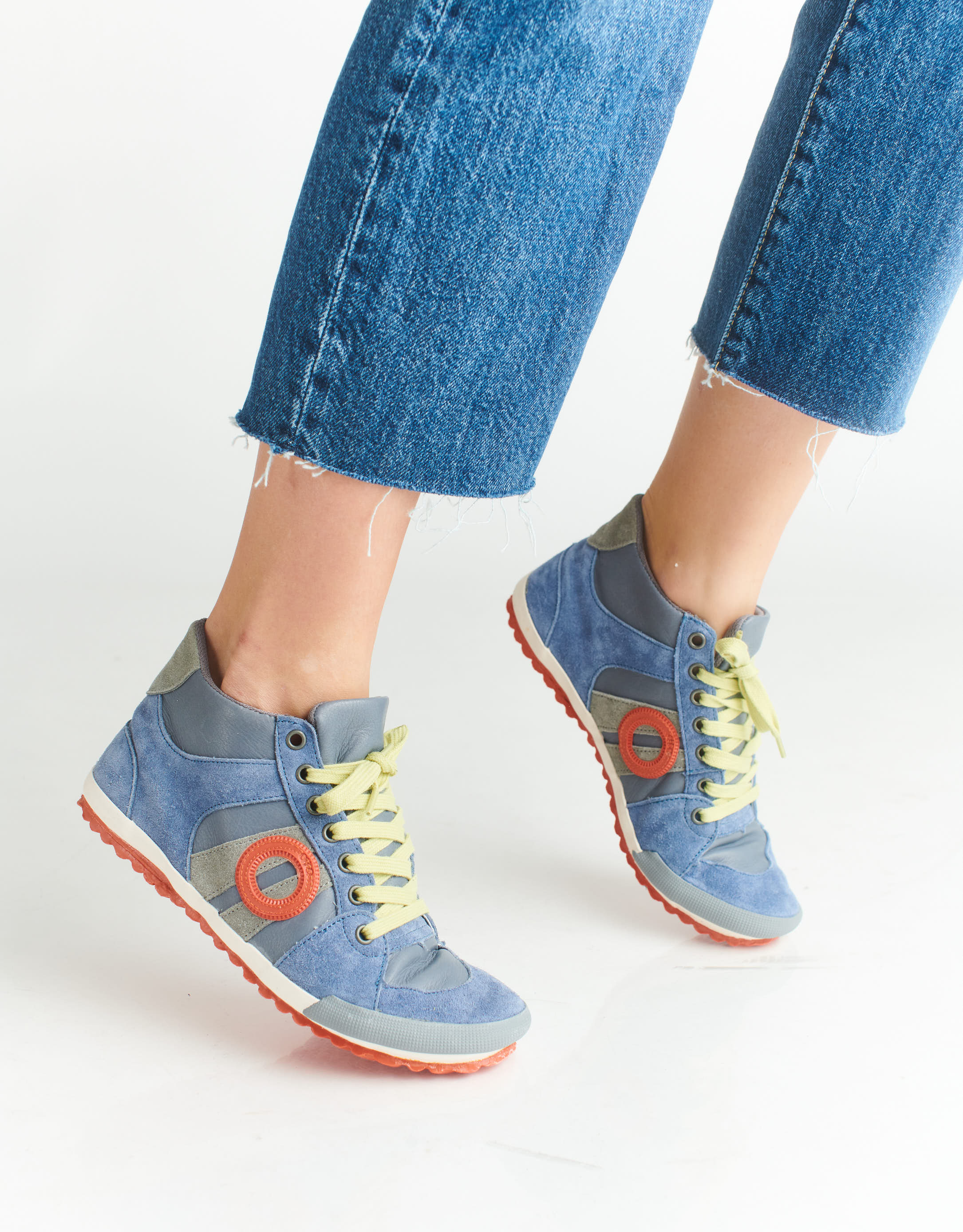 נעלי נשים - Aro - סניקרס גבוהות מעור IDO - תכלת3