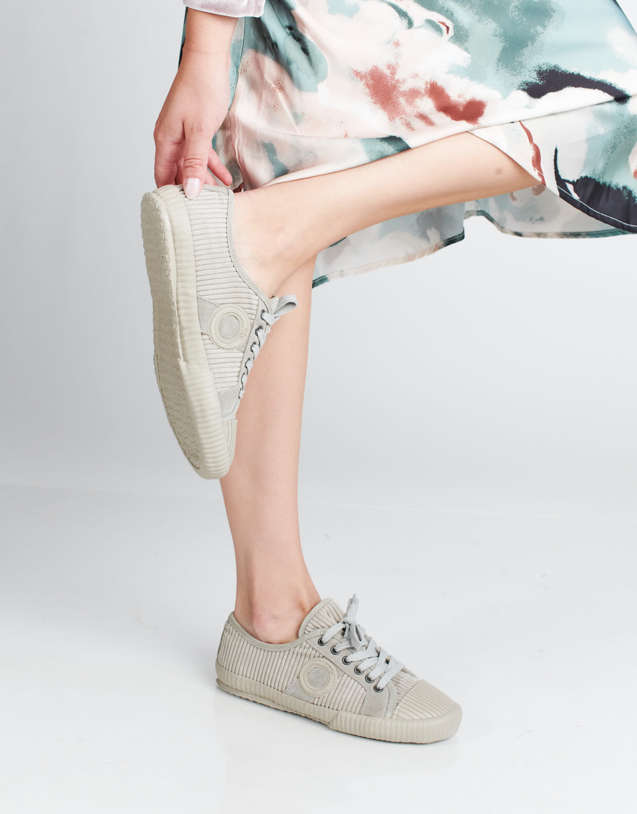 נעלי נשים - Aro - סניקרס קורדרוי CHARLIE - אפור בהיר2