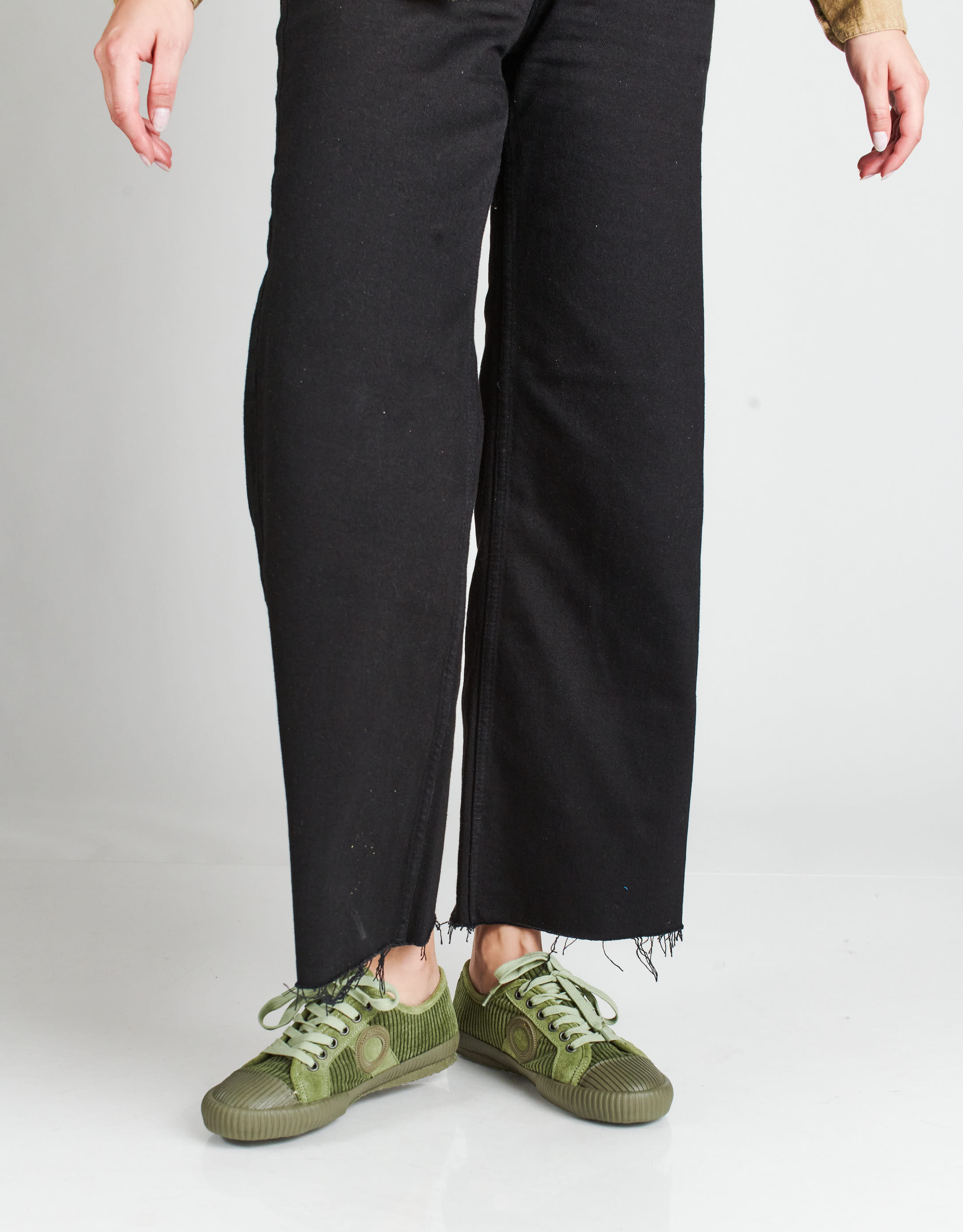 נעלי נשים - Aro - סניקרס קורדרוי CHARLIE - זית3