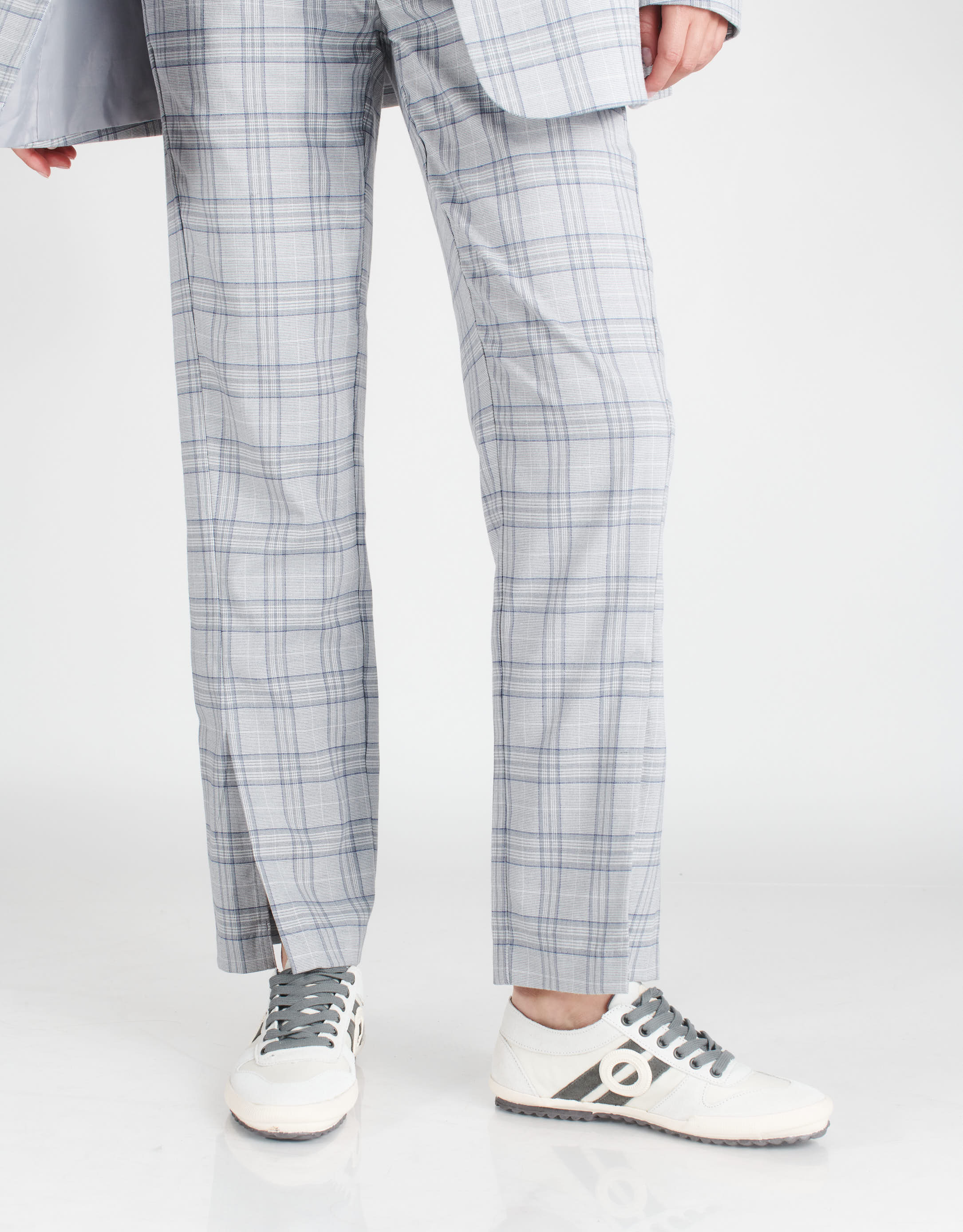 נעלי נשים - Aro - סניקרס נמוכות מעור IDO - לבן   אפור1