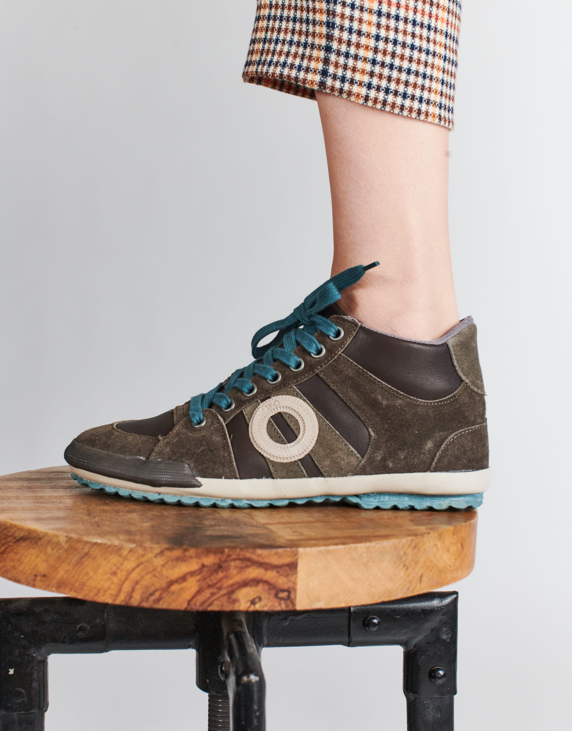 נעלי נשים - Aro - סניקרס גבוהות מעור IDO - חום כהה2