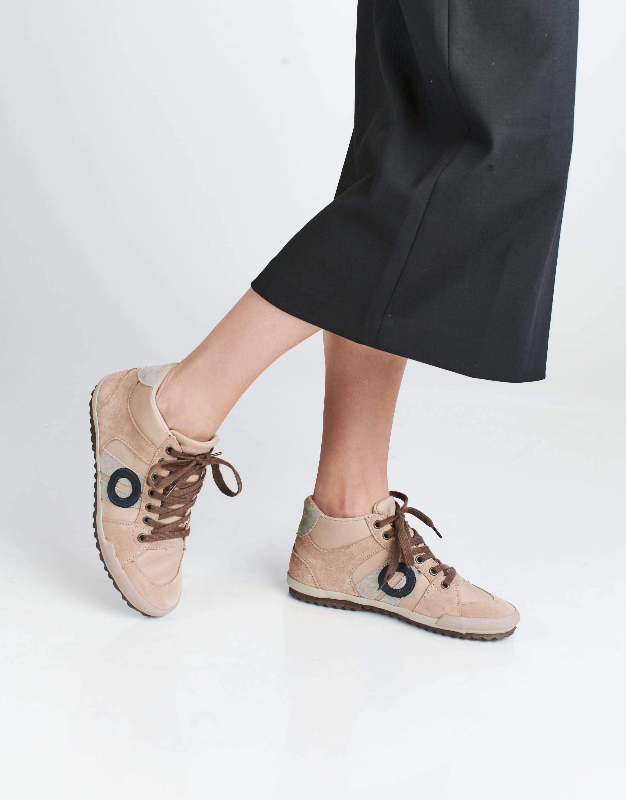 נעלי נשים - Aro - סניקרס גבוהות מעור IDO - בז'2