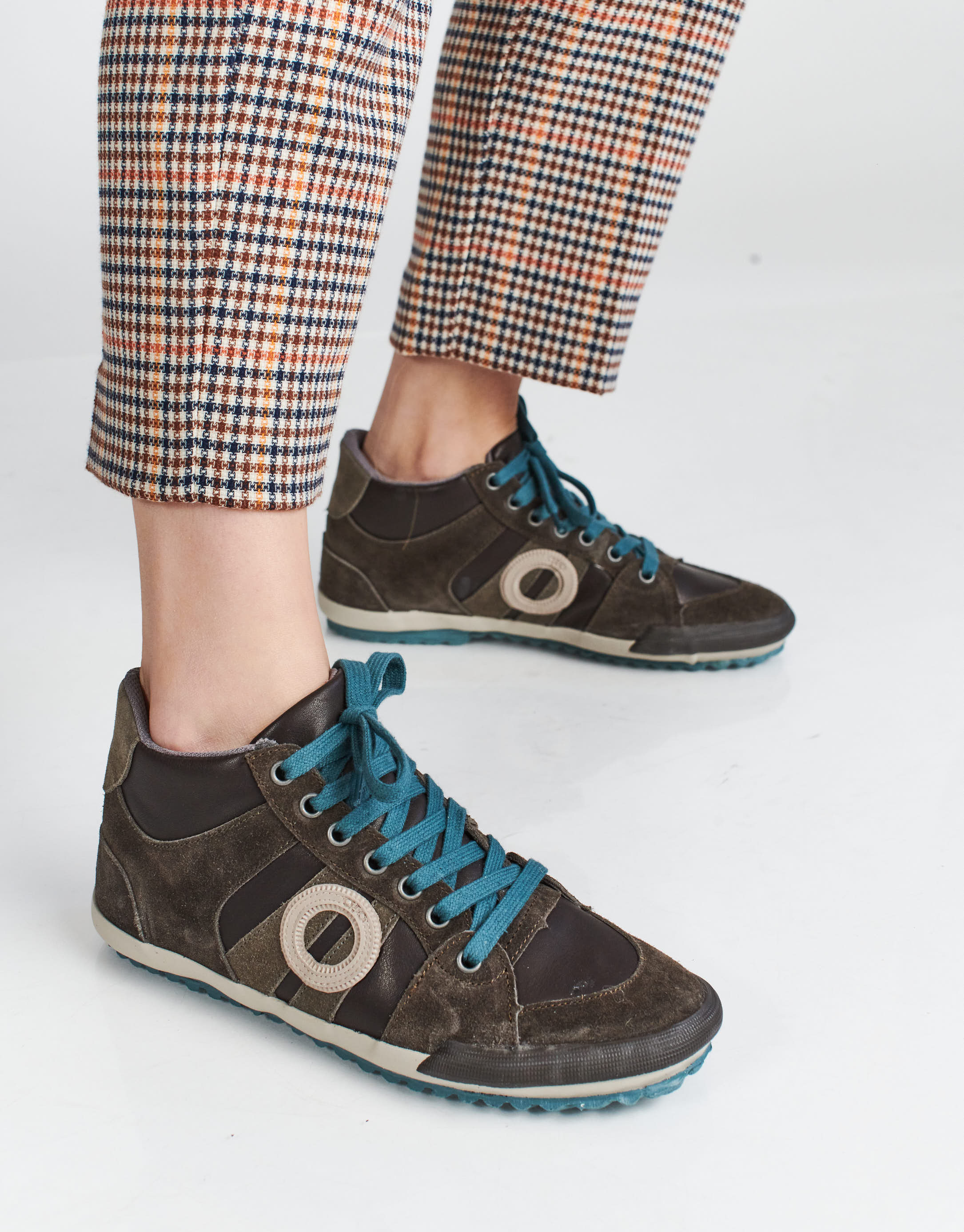 נעלי נשים - Aro - סניקרס גבוהות מעור IDO - חום כהה4