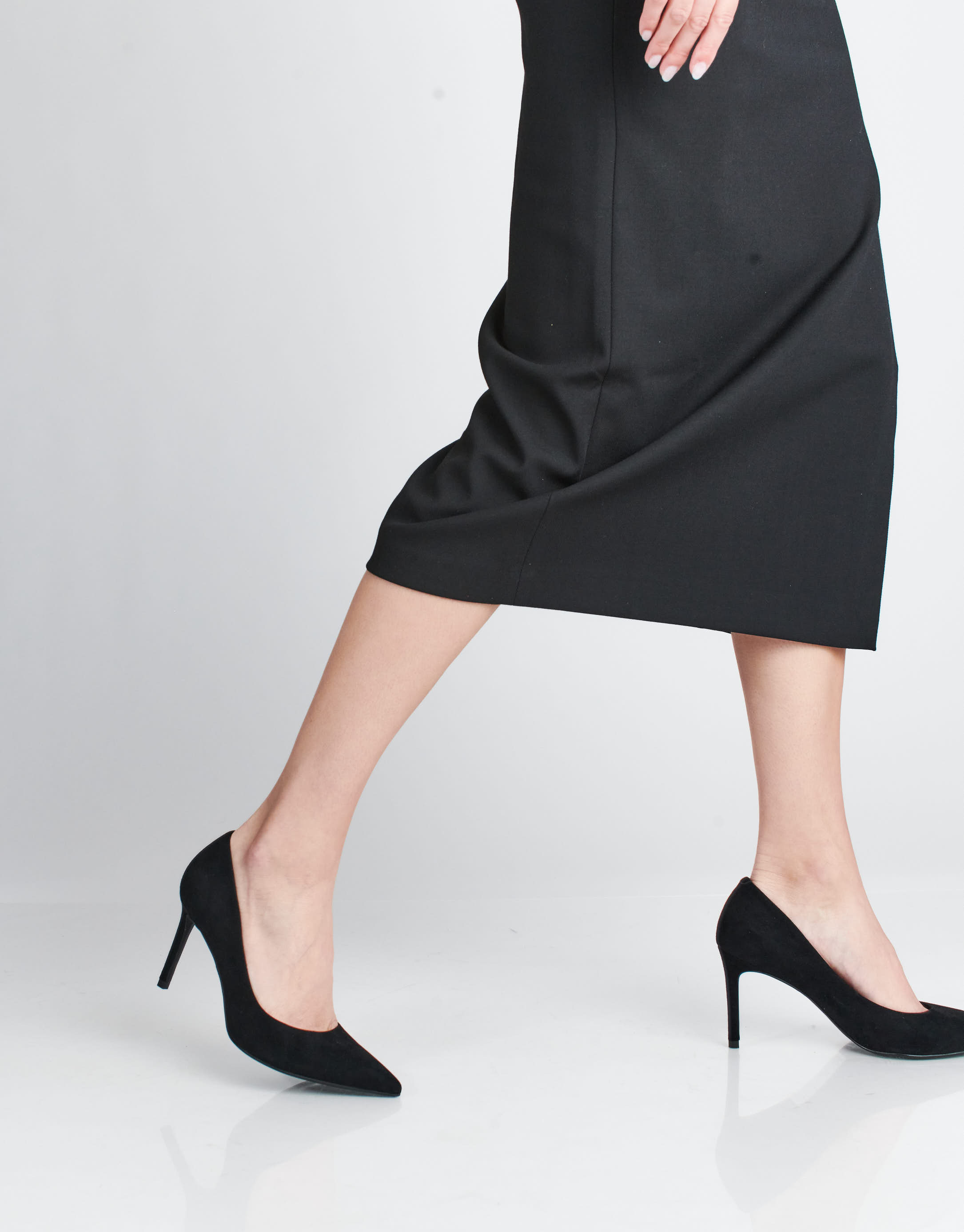 נעלי נשים - Jeffrey Campbell - נעלי סירה עם עקב NIKIA - שחור2