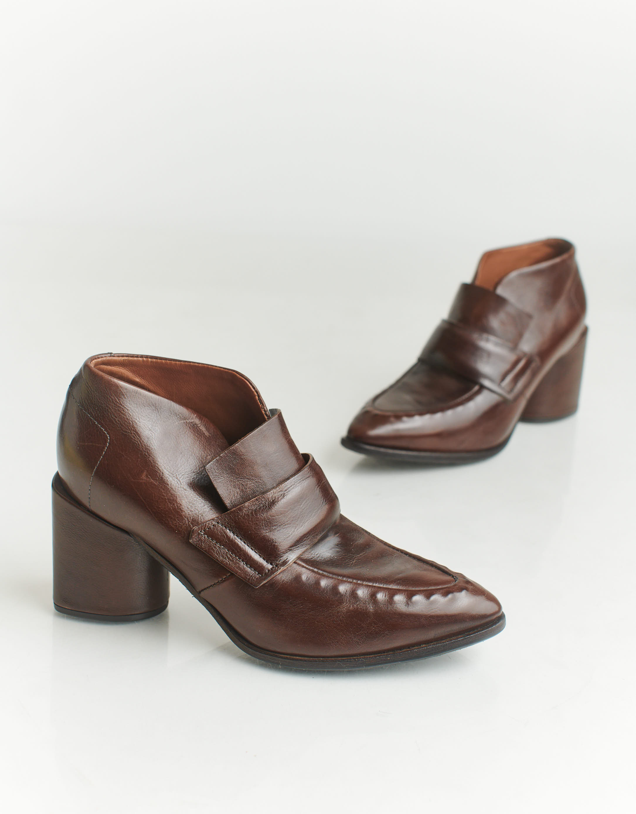 נעלי נשים - A.S. 98 - נעלי עקב מעור ENIA - חום2