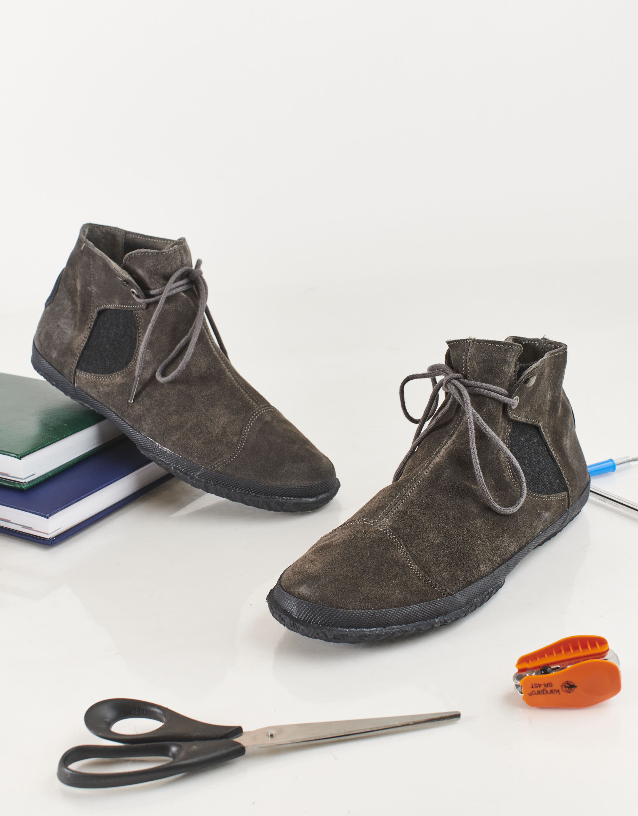 נעלי גברים - Aro - מגפיים מזמש WILLY - אפור כהה2