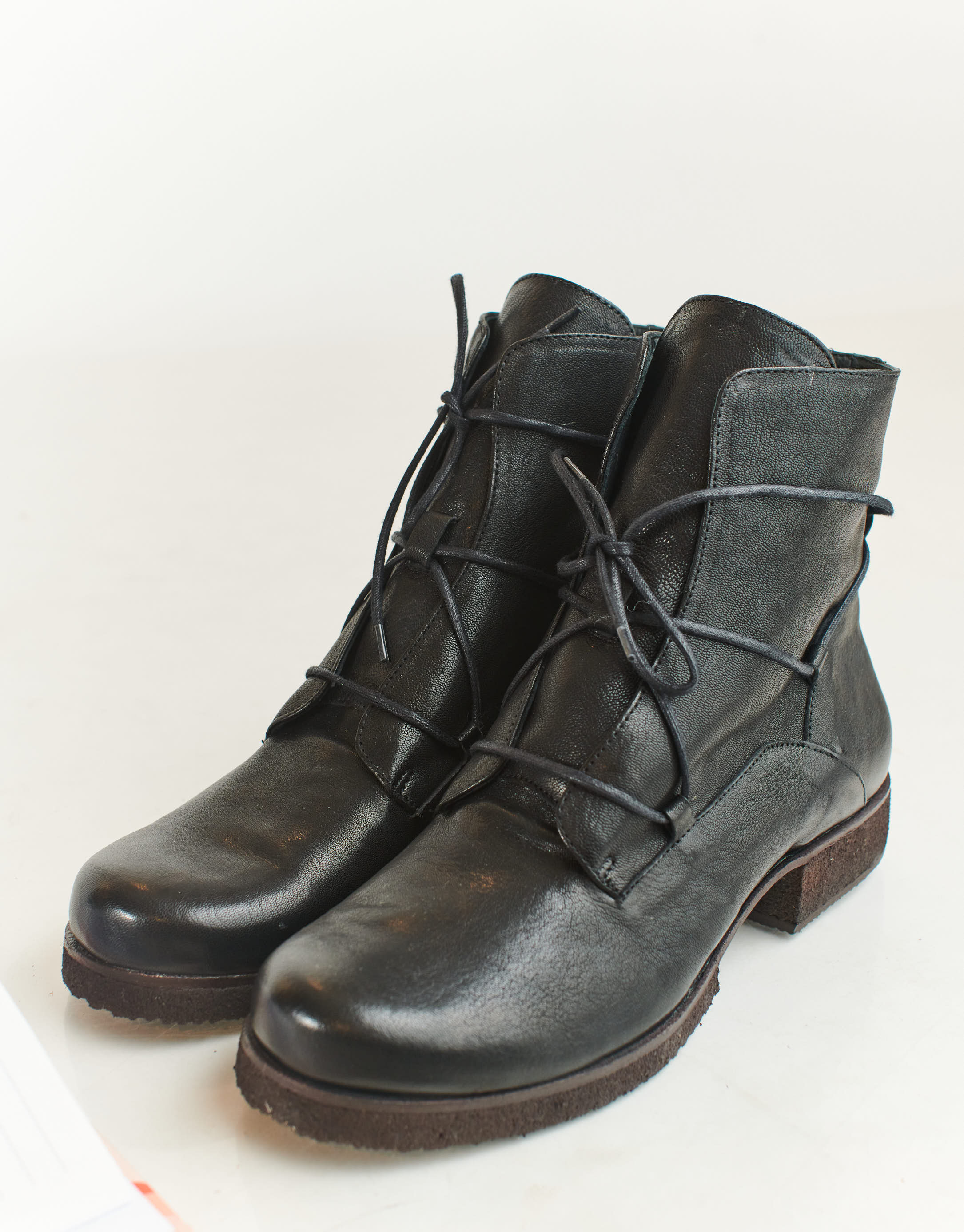 נעלי נשים - Vialis - מגפוני עור KIOTO - שחור2