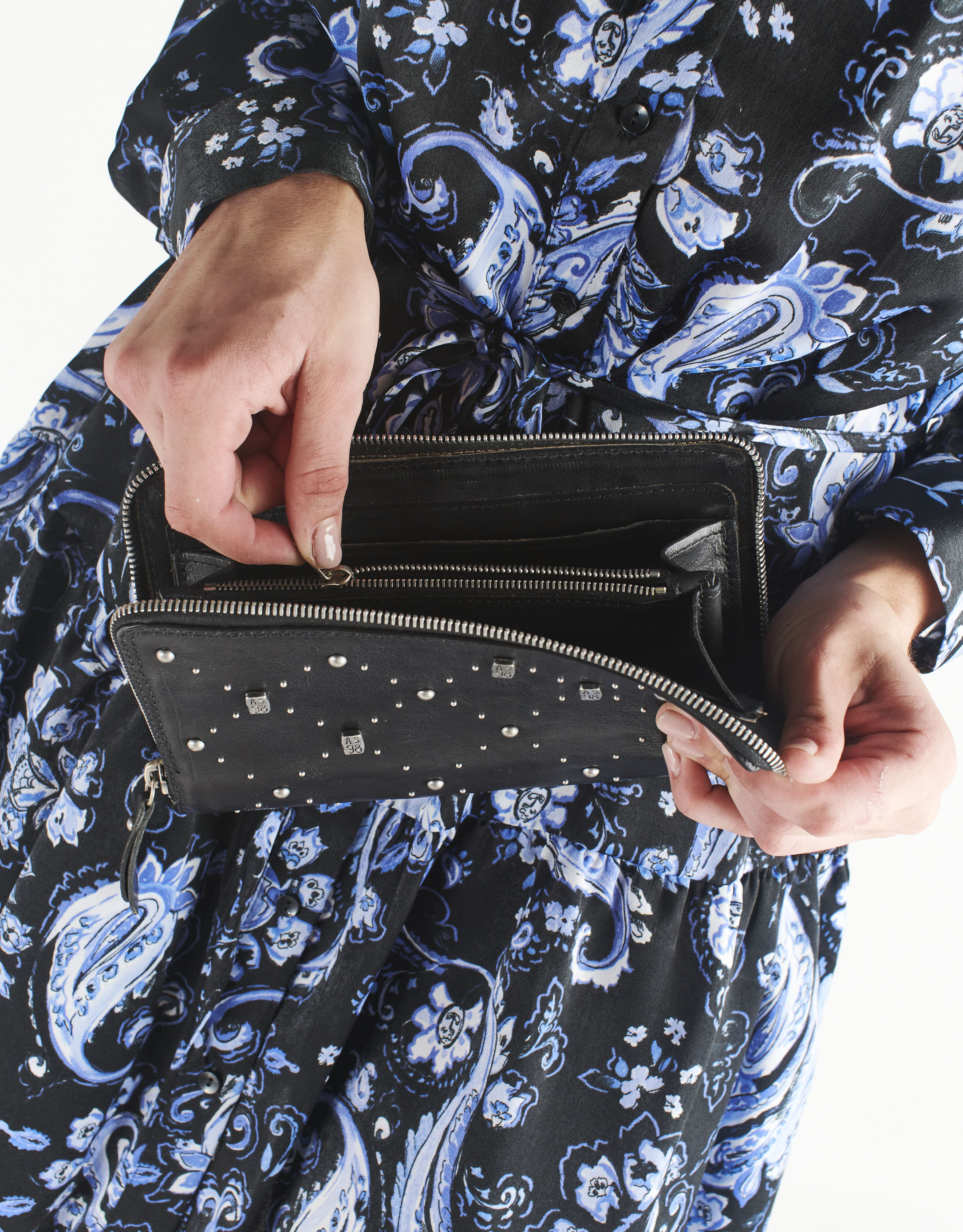 נעלי נשים - A.S. 98 - ארנק ניטים ורוכסן SERENA - שחור4