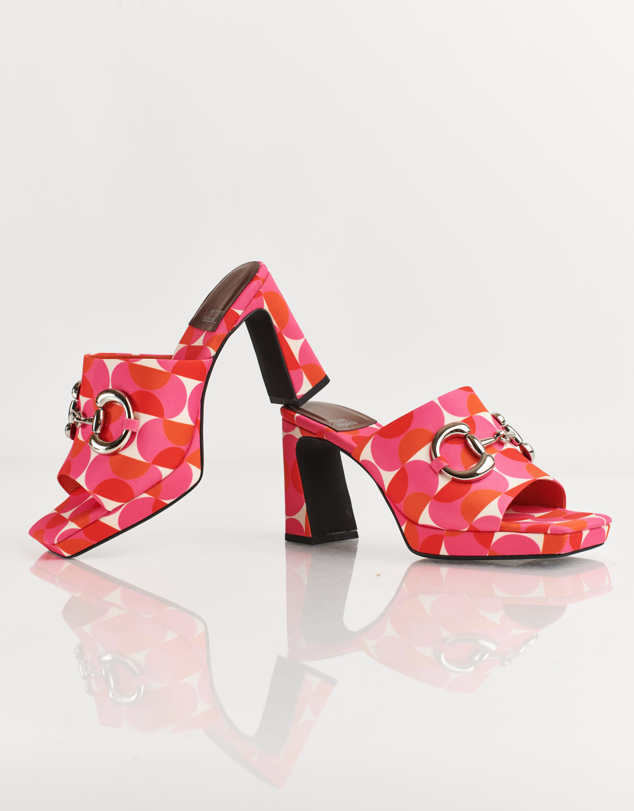 נעלי נשים - Jeffrey Campbell - כפכפי בד עם עקב CAVIAR - ורוד   אדום3