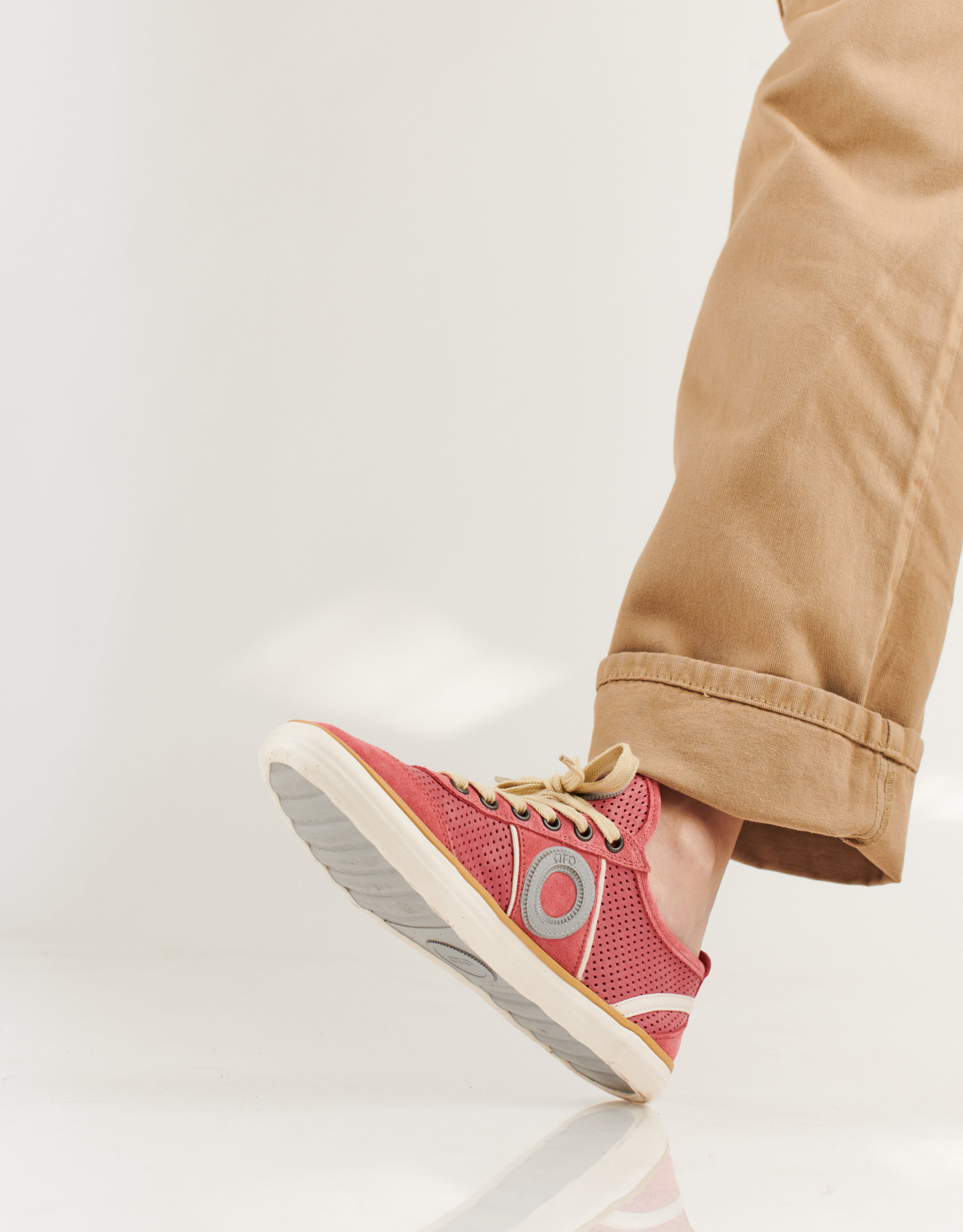 נעלי נשים - Aro - סניקרס PICADA - ורוד   אפור