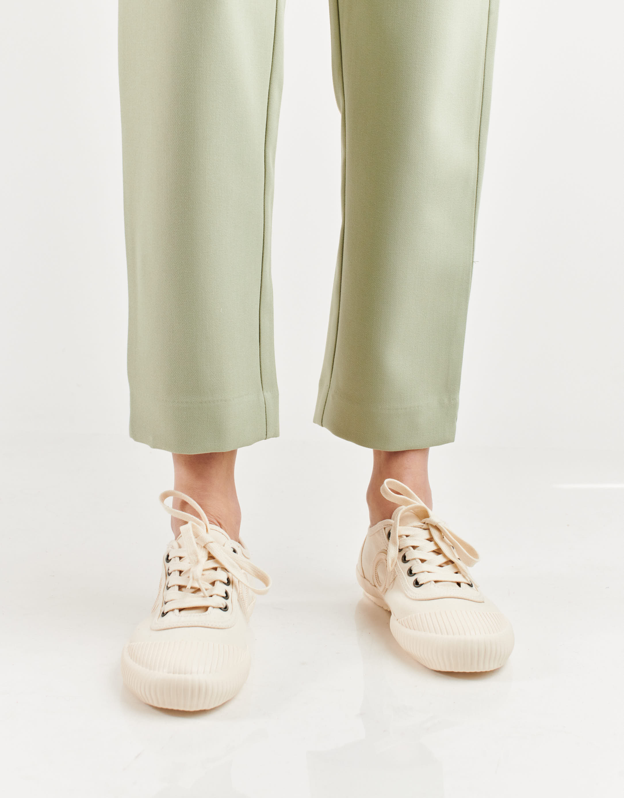 נעלי נשים - Aro - סניקרס בד CHARLIE B - אופוויט3