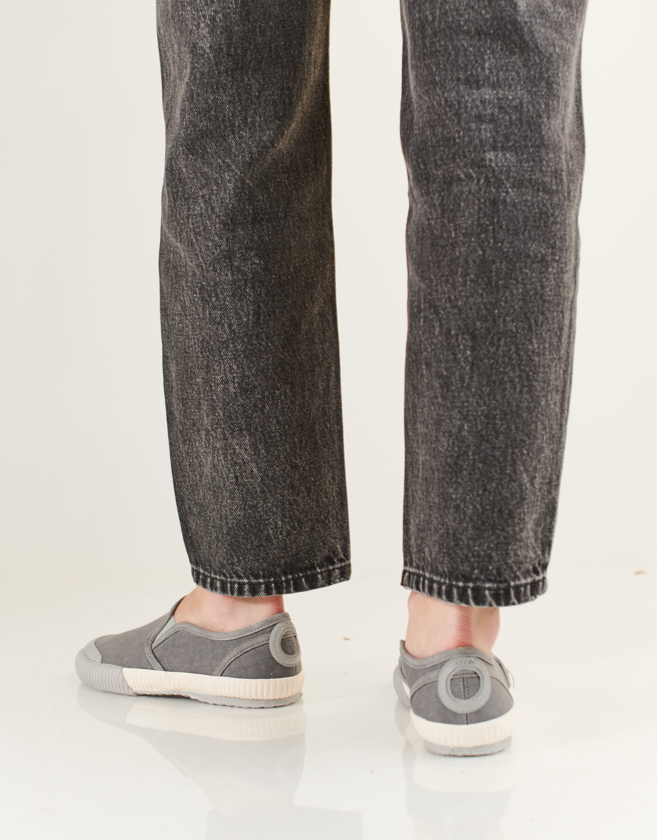 נעלי נשים - Aro - סליפ און  טבעוני  CHARLIE - אפור4