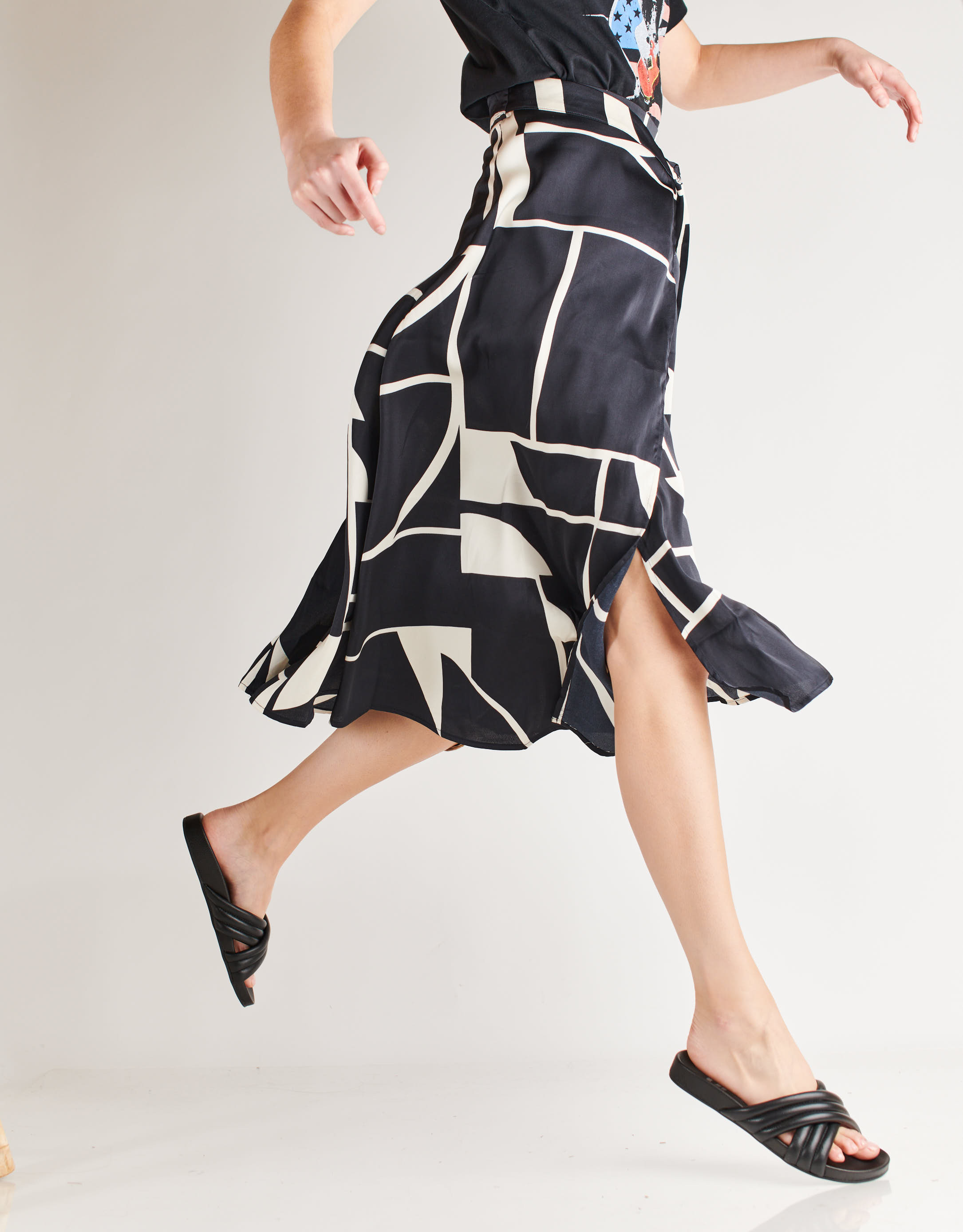 נעלי נשים - Rollie - כפכפים TIDE CROSS PADDED - שחור4