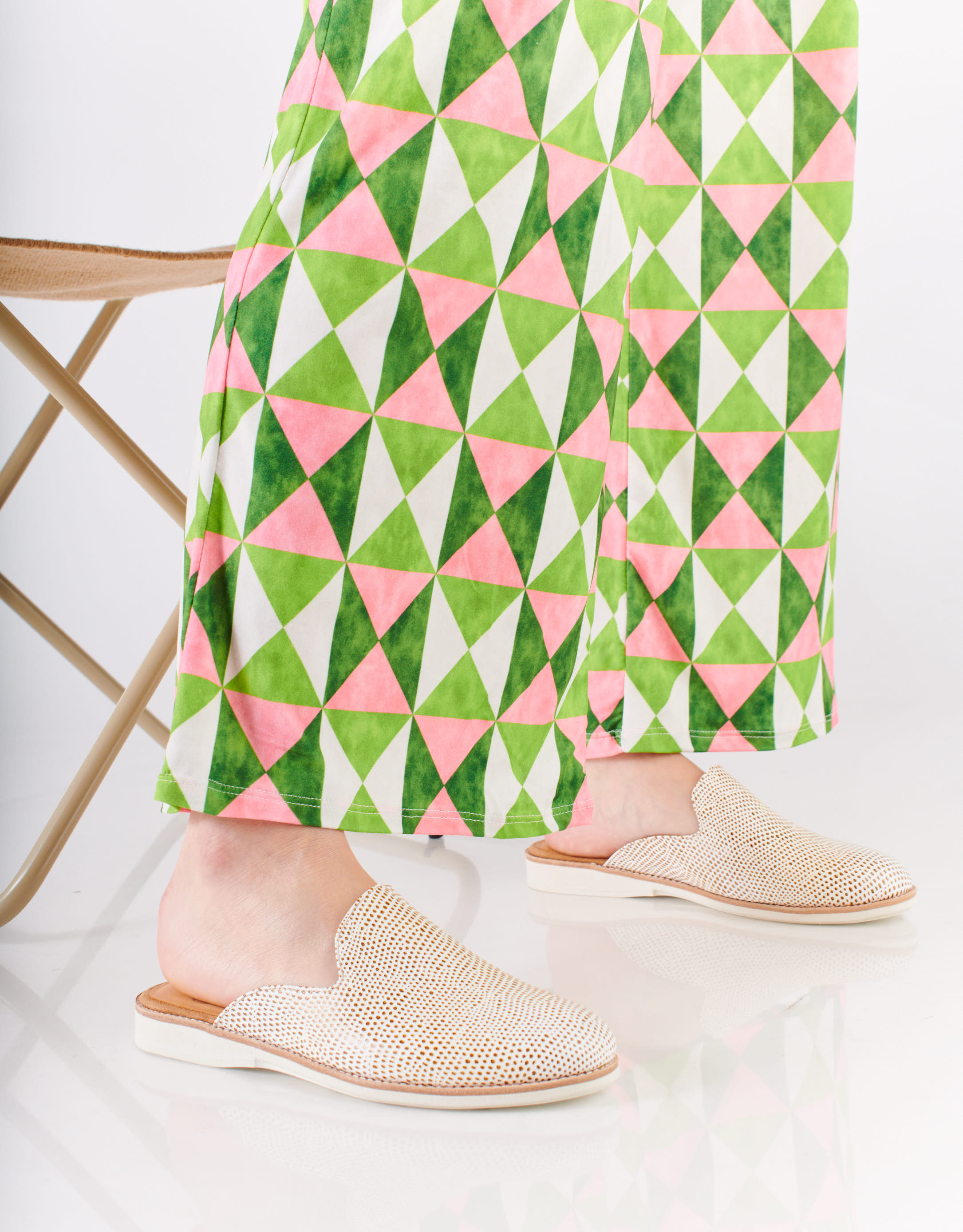 נעלי נשים - Rollie - כפכפים סגורים DERBY - לבן   חום4