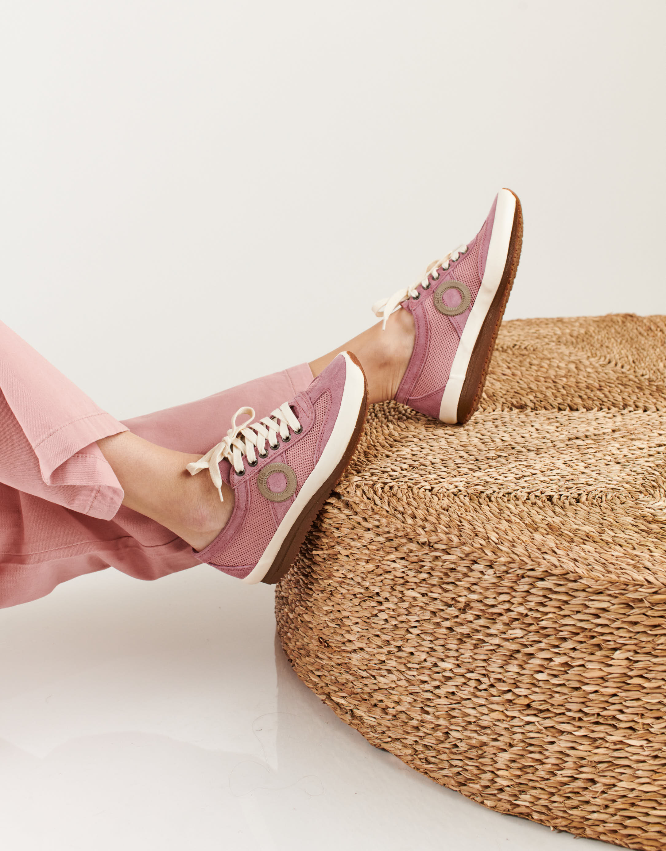 נעלי נשים - Aro - סניקרס JOANETA PLUS - ורוד4