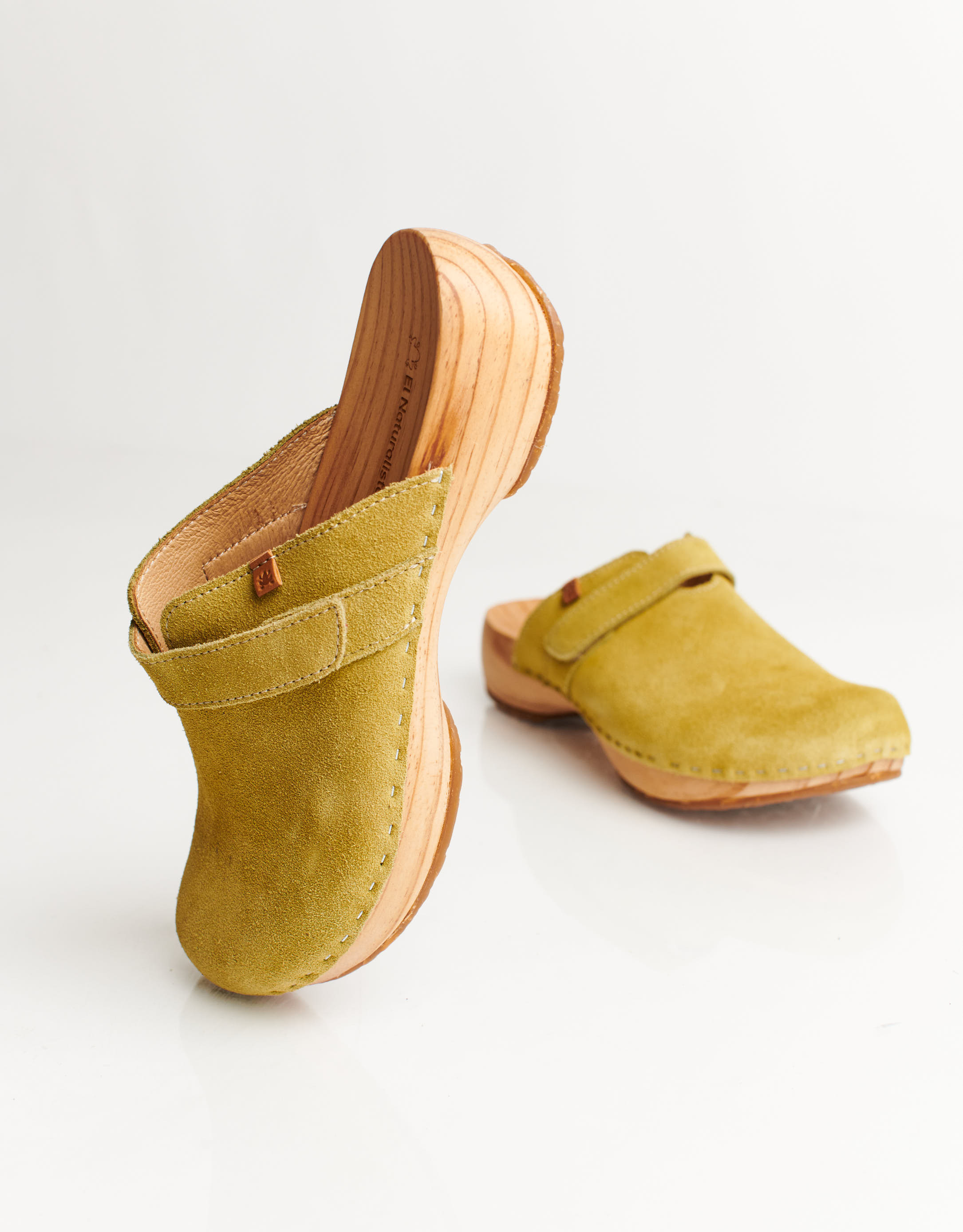 נעלי נשים - El Naturalista - כפכפי עץ SHOKUNIN - ירוק בהיר2