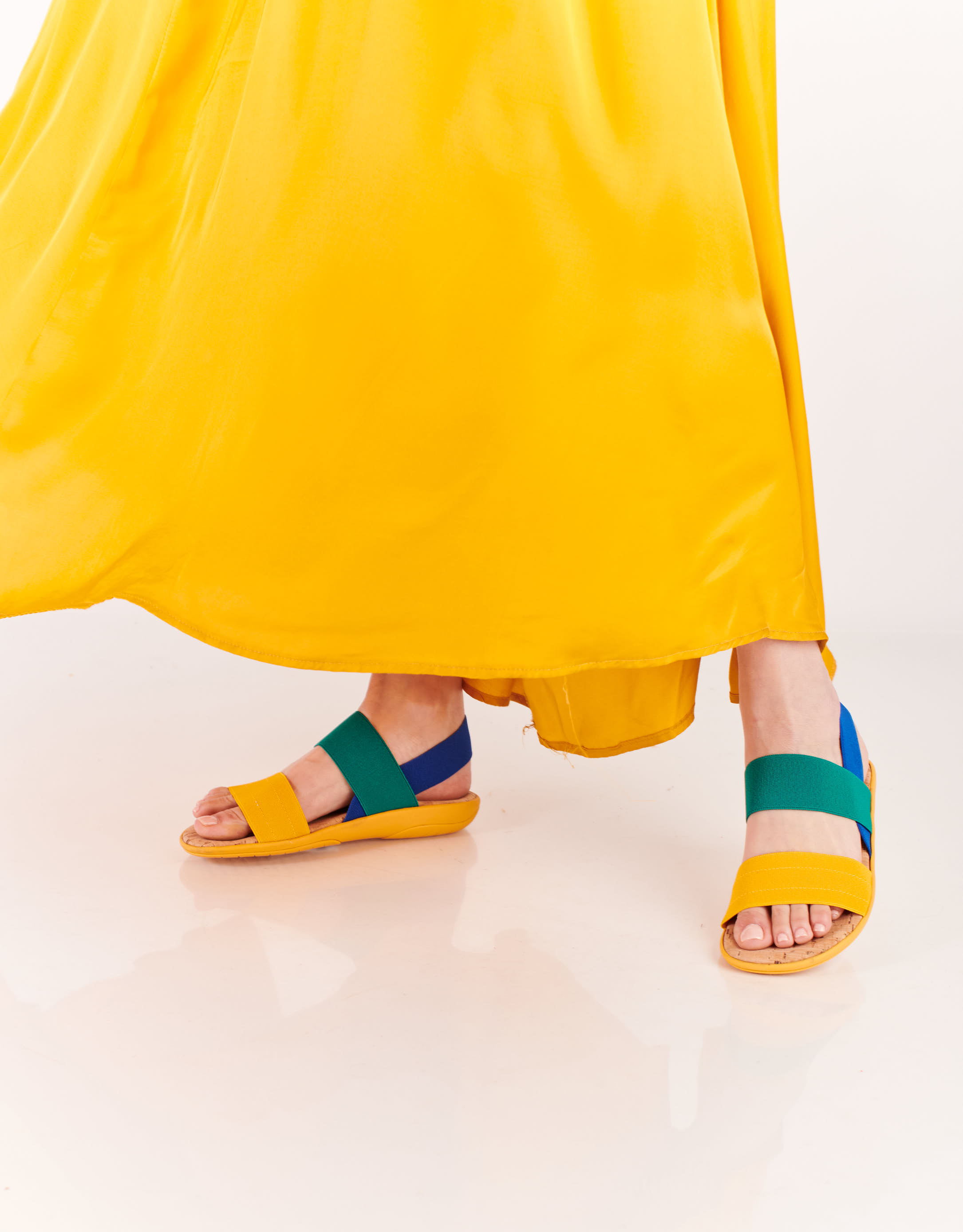 נעלי נשים - NR Rapisardi - סנדלי גומיות משולבים CRUS - צהוב   ירוק2