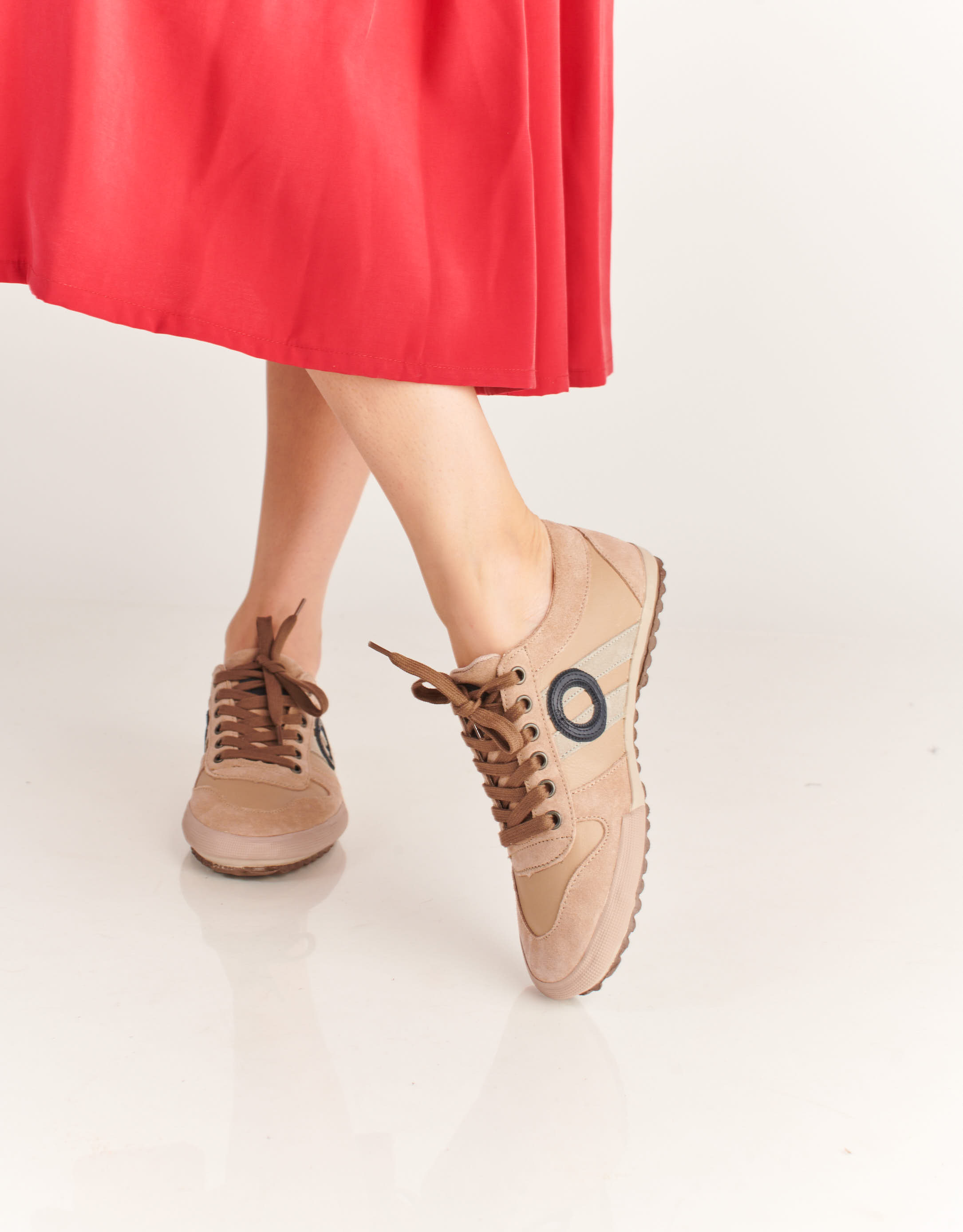 נעלי נשים - Aro - סניקרס נמוכות מעור IDO - בז'2