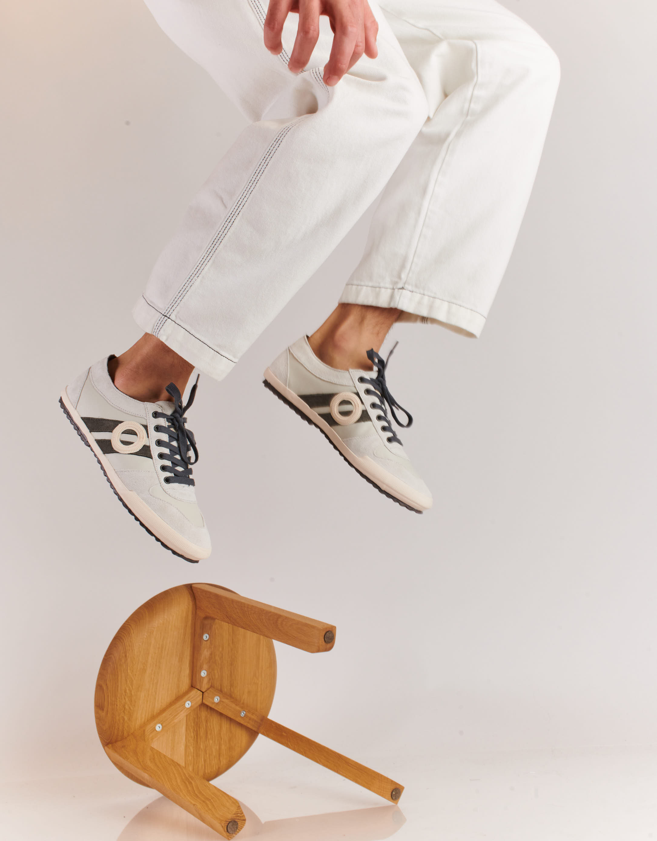 נעלי גברים - Aro - סניקרס עור IDO - לבן   אפור