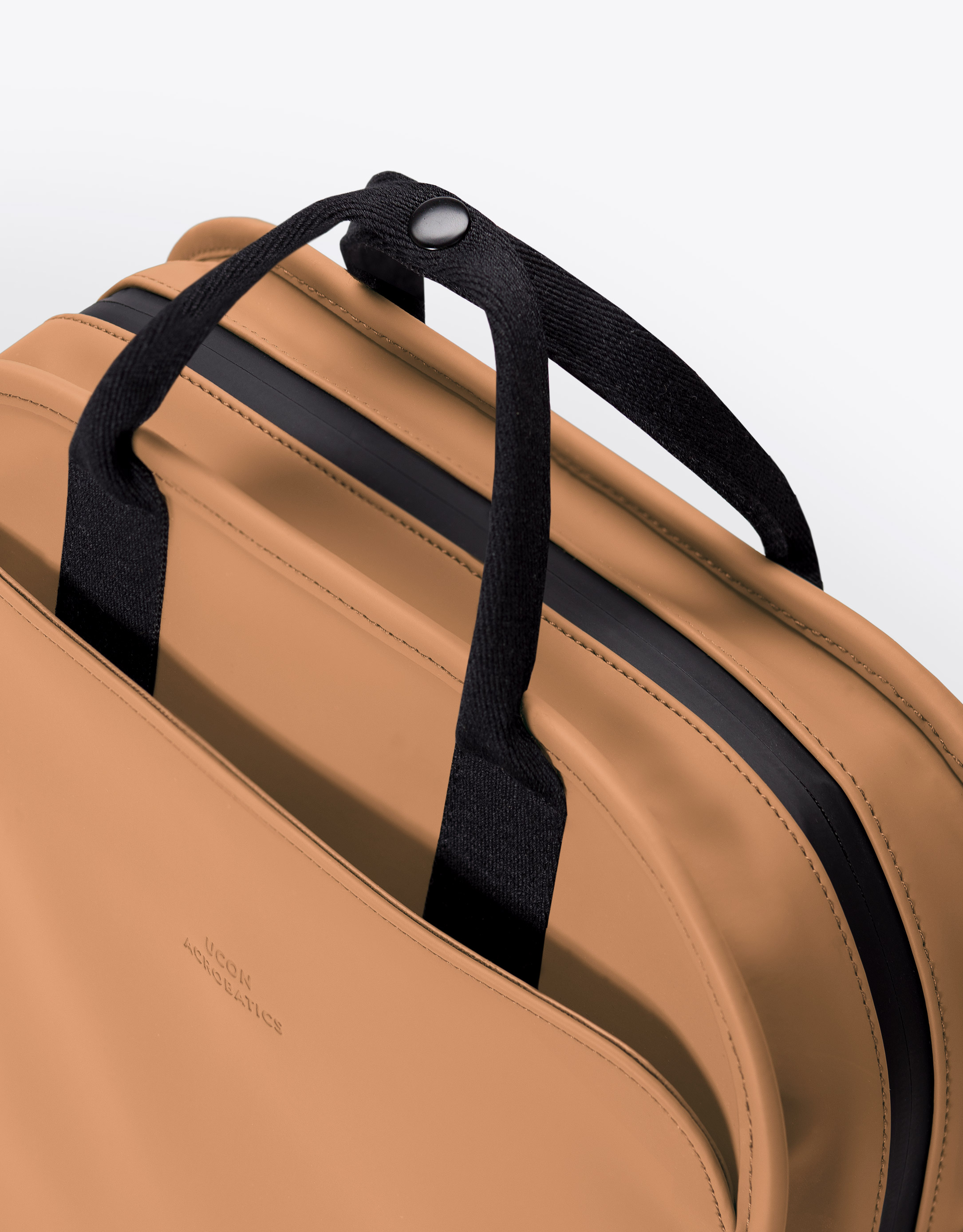 Ucon Acrobatics - תיק גב ALISON LOTUS - אפרסק4