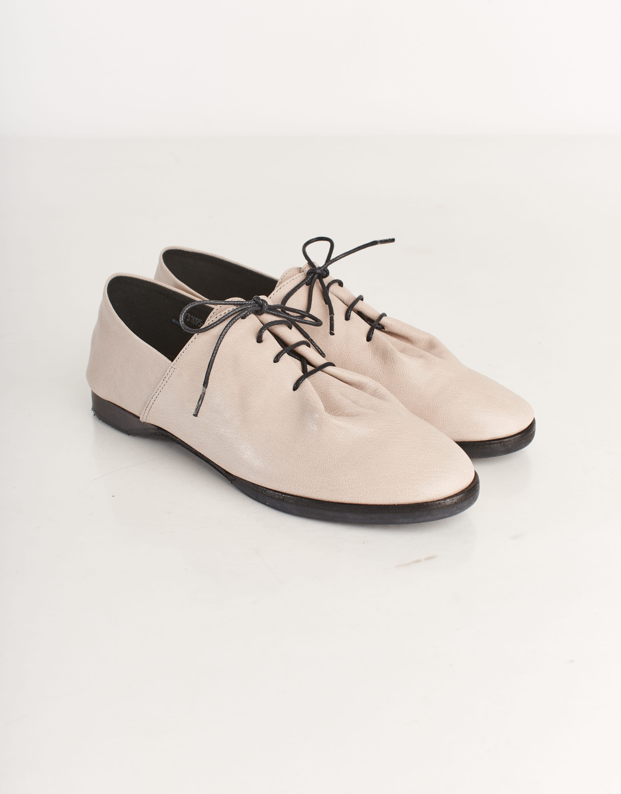 נעלי נשים - Yuko Imanishi - נעליים שטוחות FUKU - אפור4