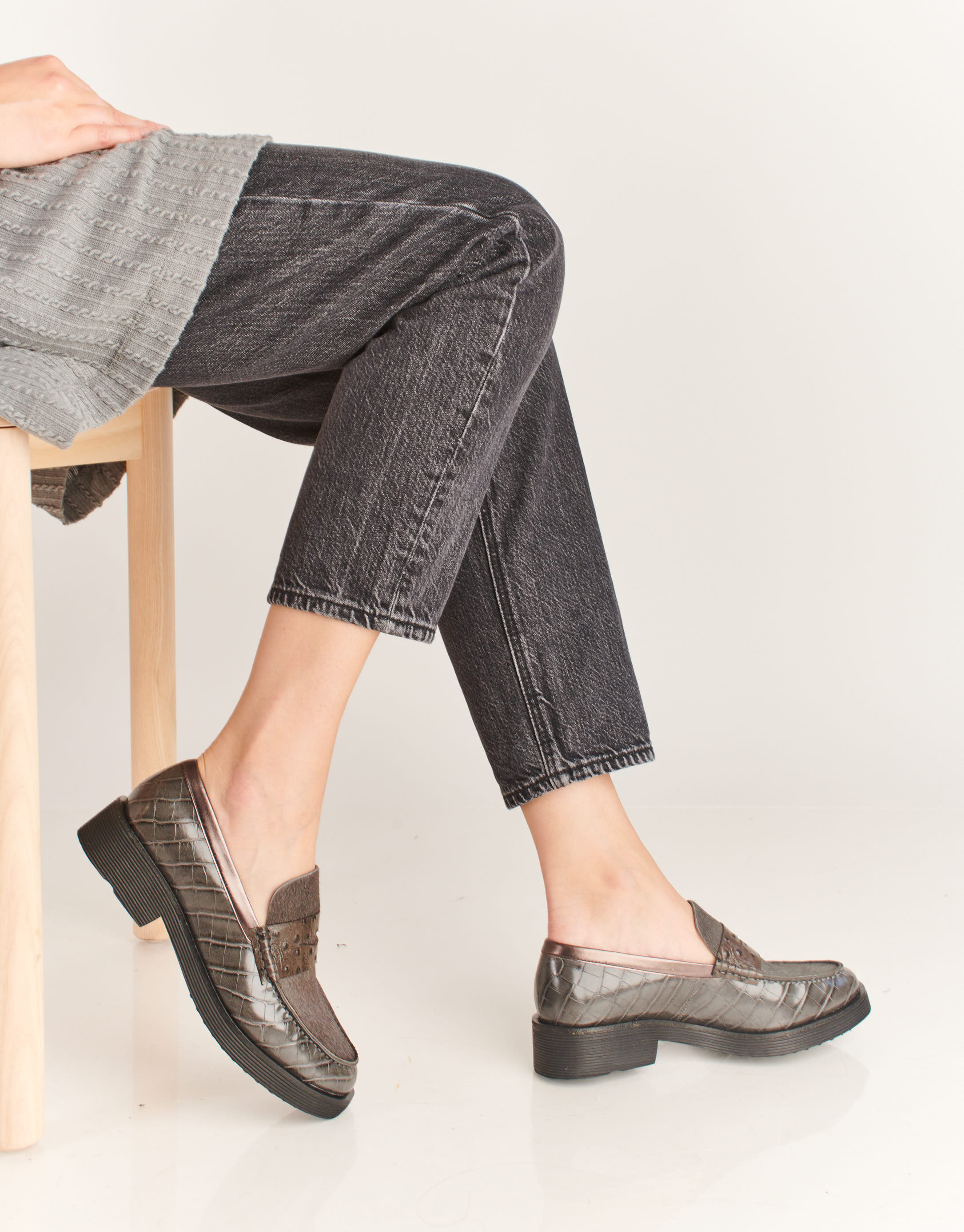 נעלי נשים - Jeffrey Campbell - מוקסינים משולבים LENNA F - אפור3