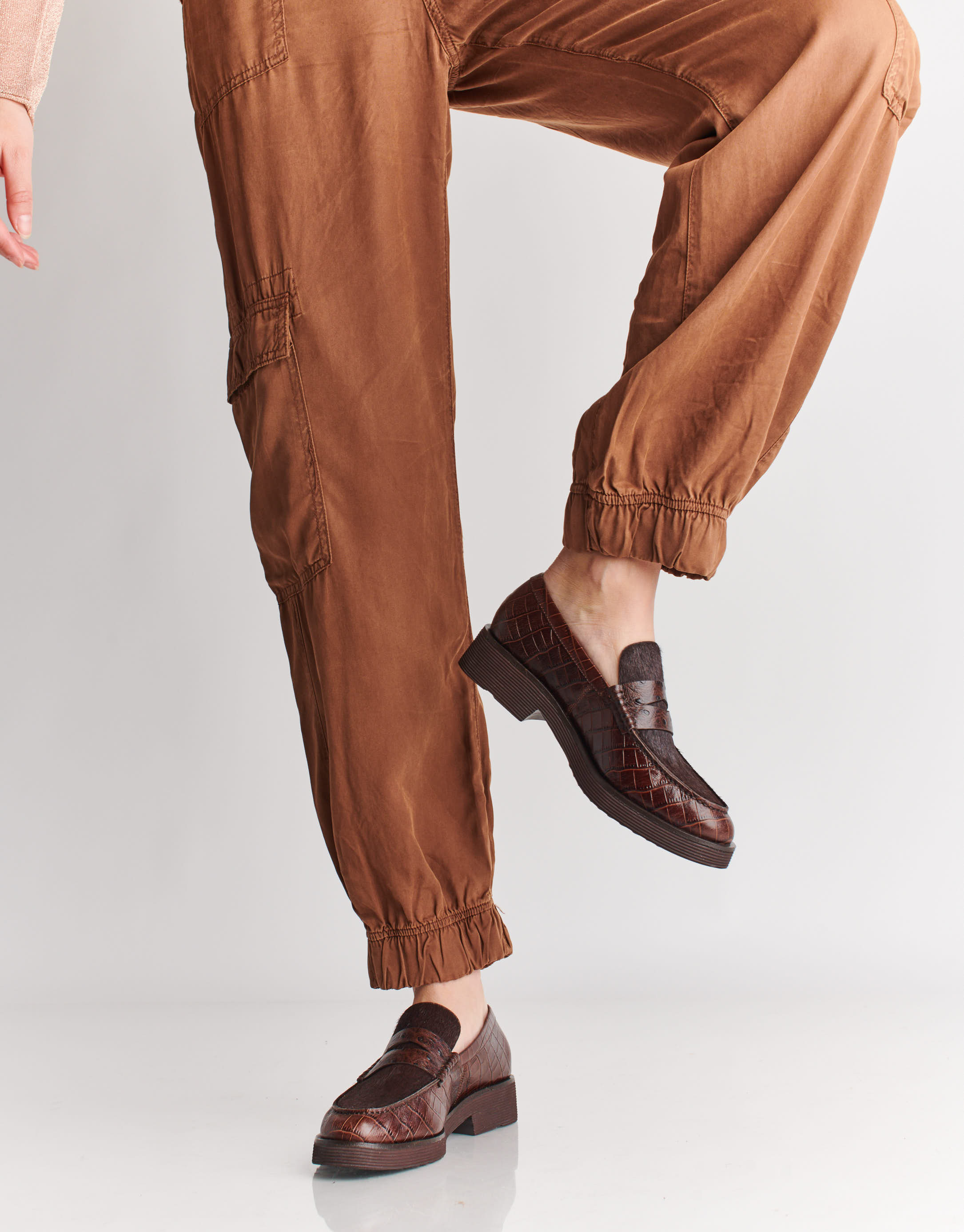 נעלי נשים - Jeffrey Campbell - מוקסינים משולבים LENNA F - חום4